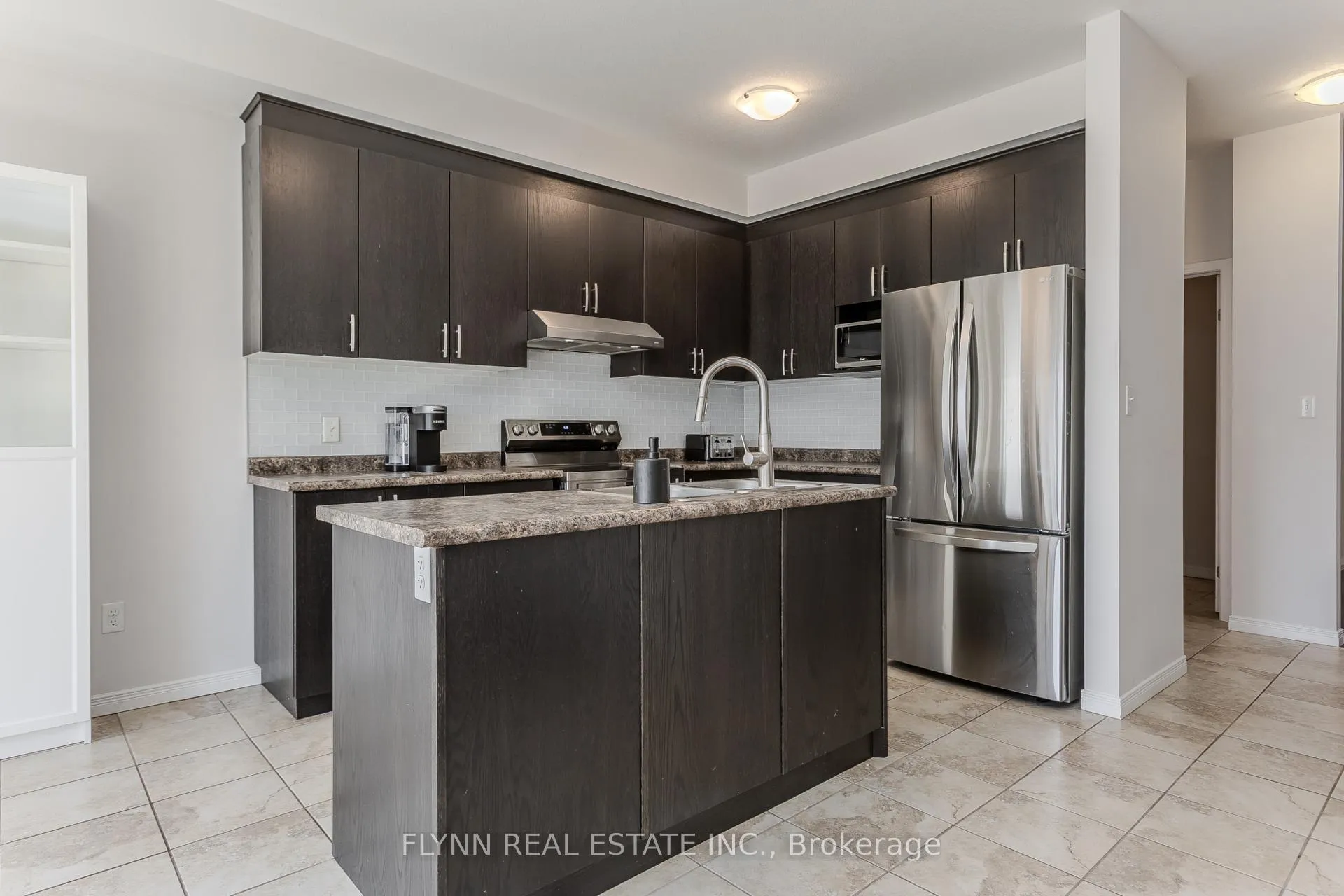 Photo 22 of 246 Woodway Trail, Norfolk, Simcoe — HOMEH