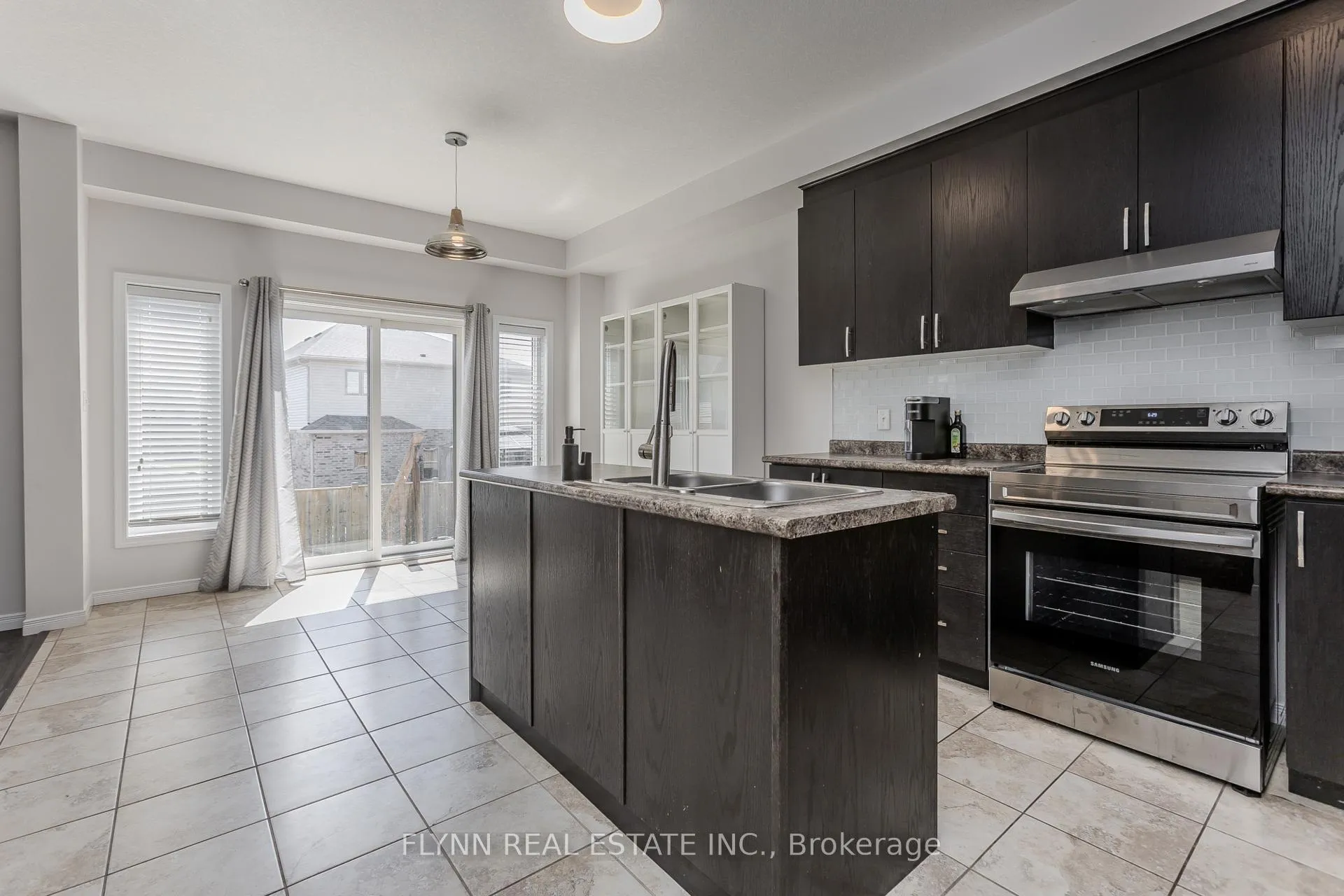 Photo 23 of 246 Woodway Trail, Norfolk, Simcoe — HOMEH