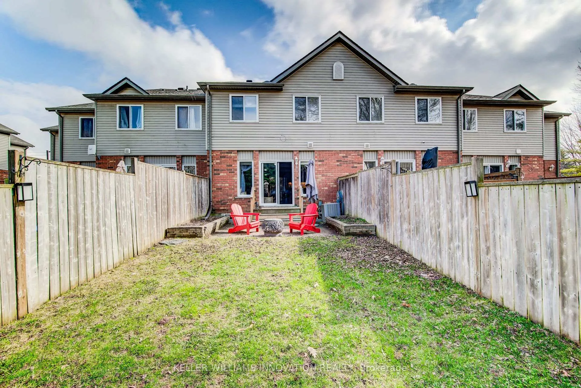 Photo 27 of Unit 10, 972 Strasburg Road, Kitchener, Country Hills West — HOMEH