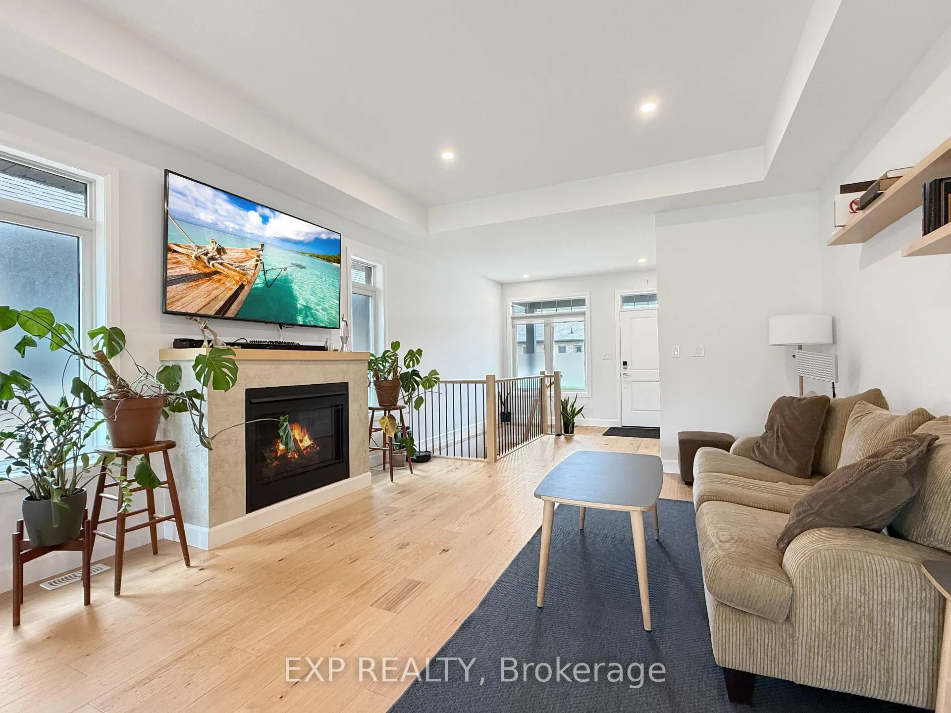 Photo 5 of Unit 31, 159 Collins Way, Strathroy-Caradoc, SE — HOMEH