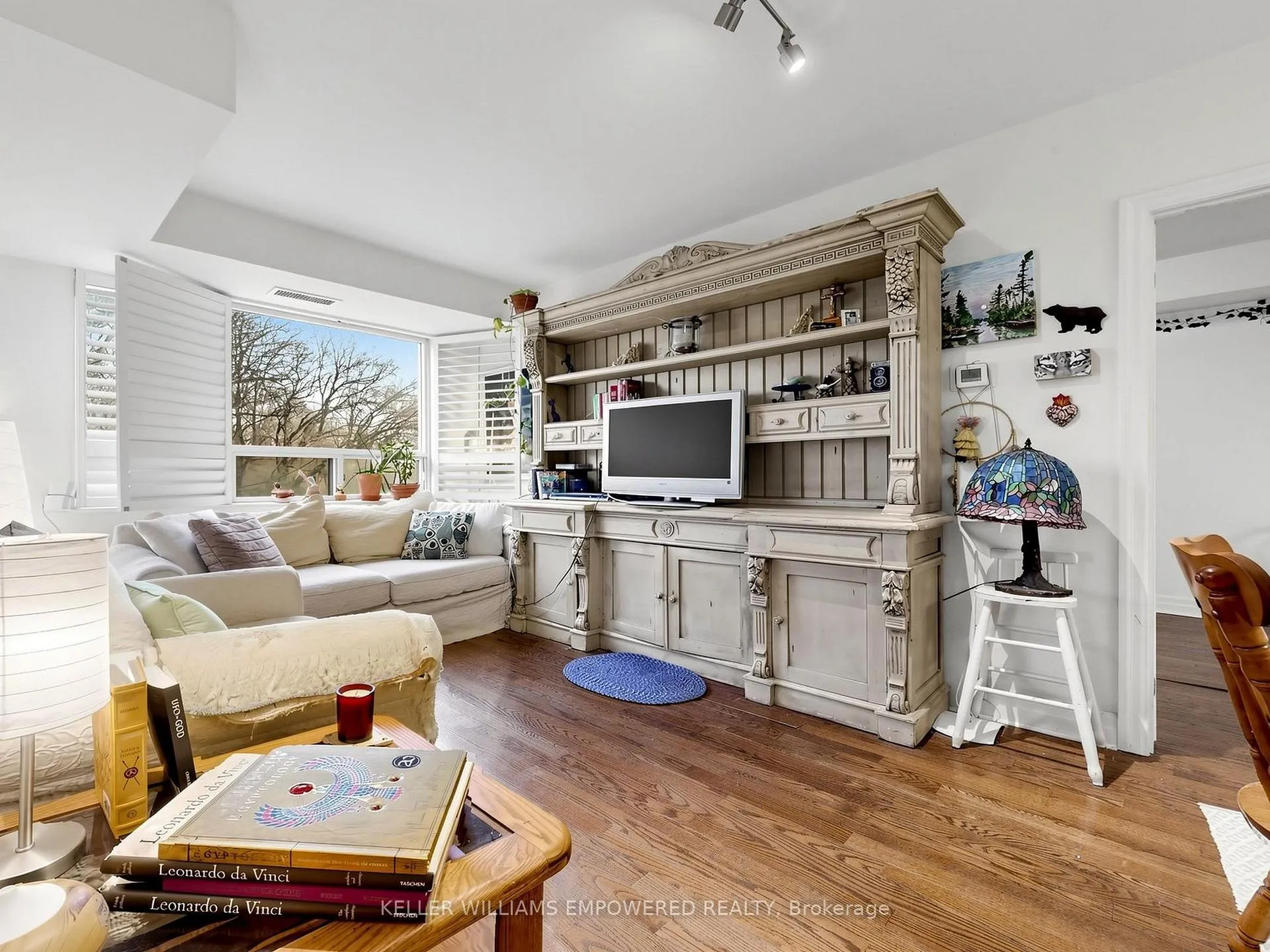 Photo 7 of Unit 311, 1801 Bayview Avenue, Toronto, Leaside — HOMEH