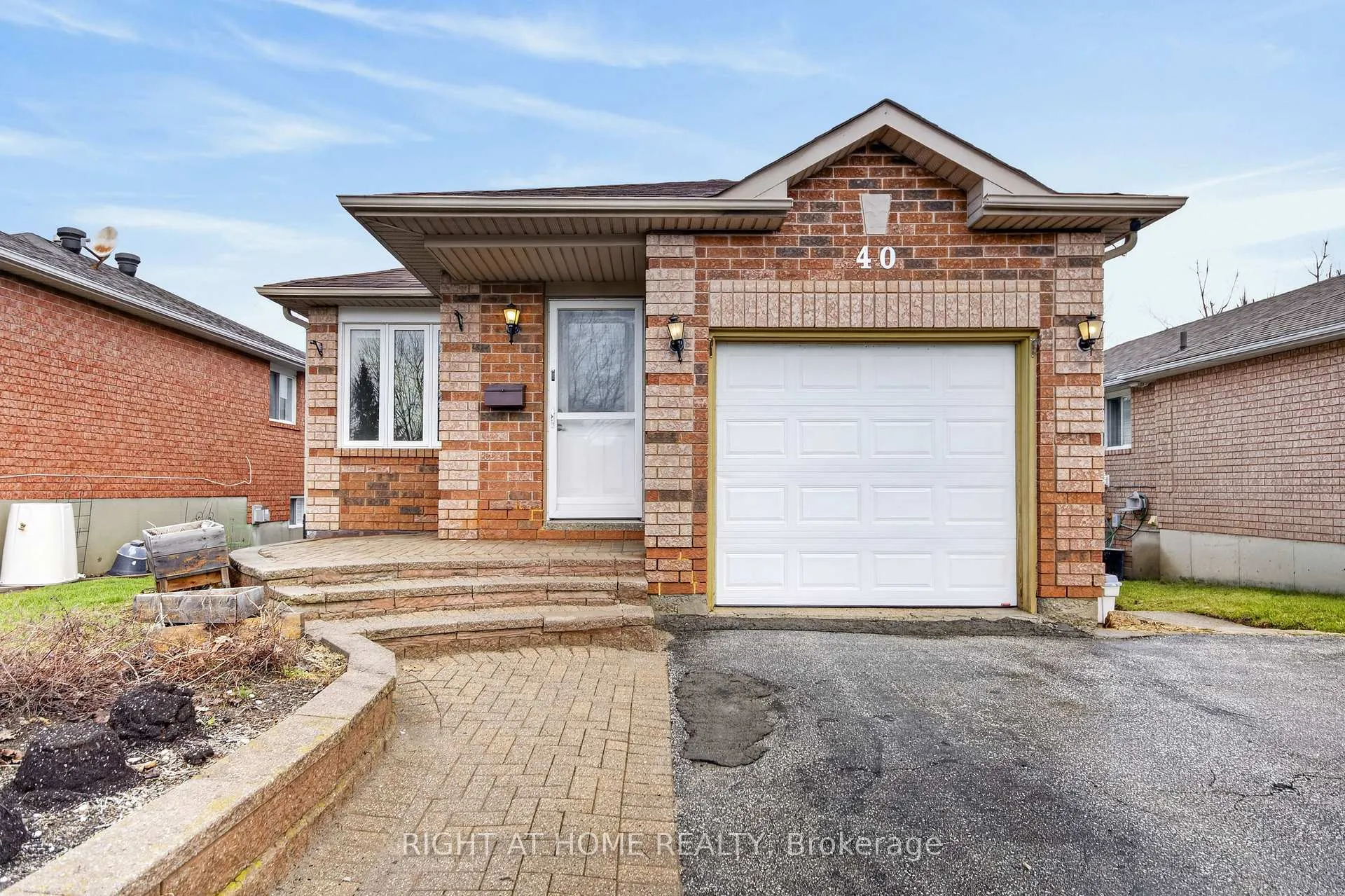 Photo 1 of 40 Arthur Avenue, Barrie, Grove East — HOMEH