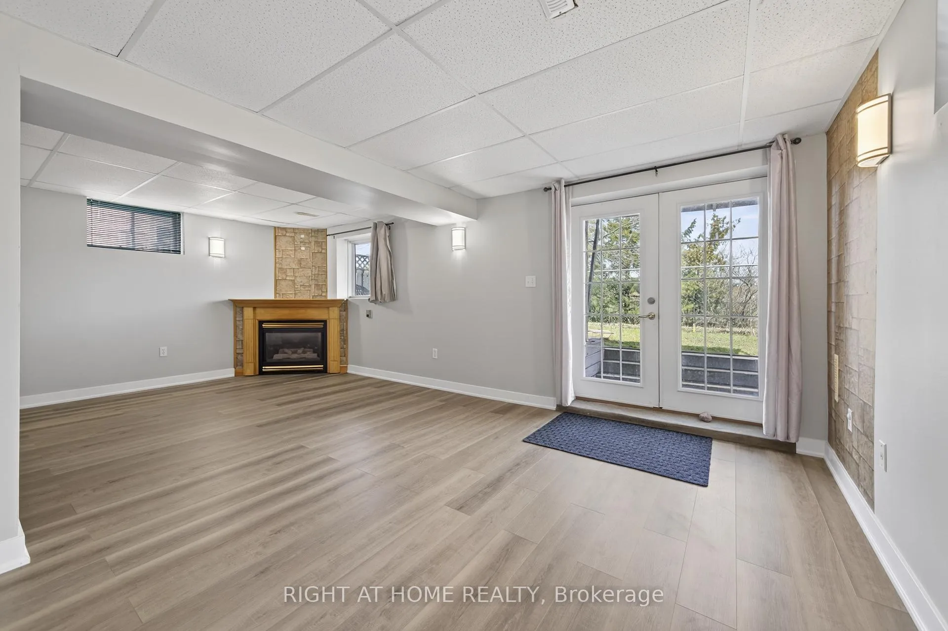 Photo 20 of 40 Arthur Avenue, Barrie, Grove East — HOMEH