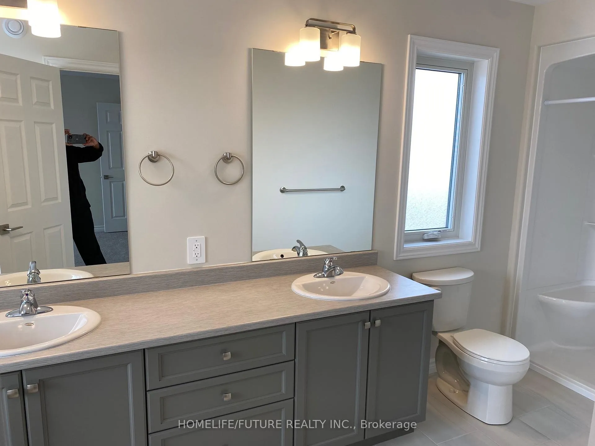 Photo 8 of 34 Nipigon Street, Belleville, Thurlow Ward — HOMEH