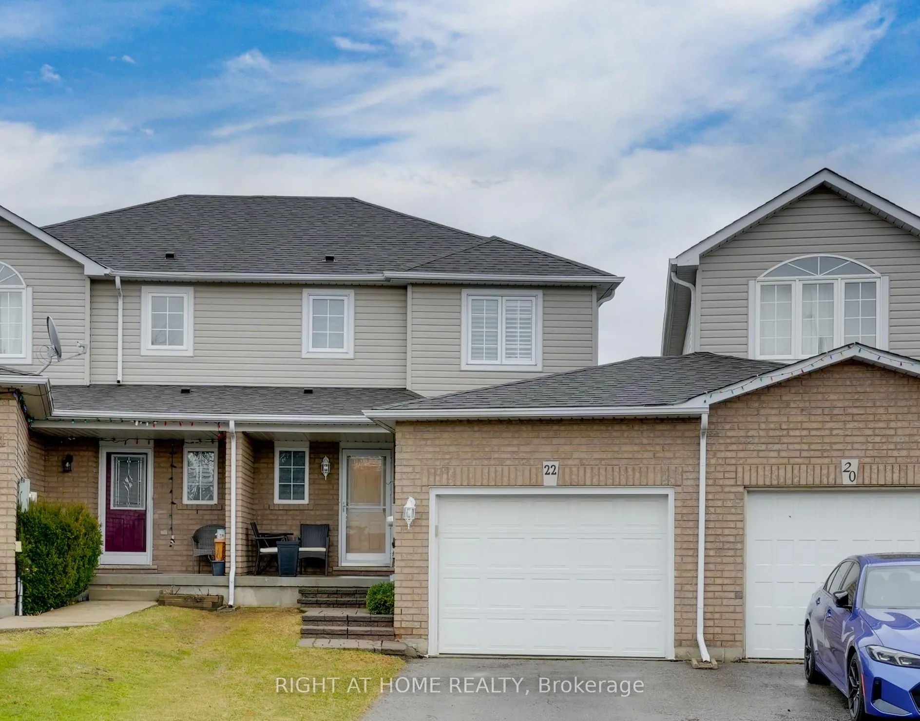 Photo 1 of 22 Sunset Place, Barrie, Holly — HOMEH