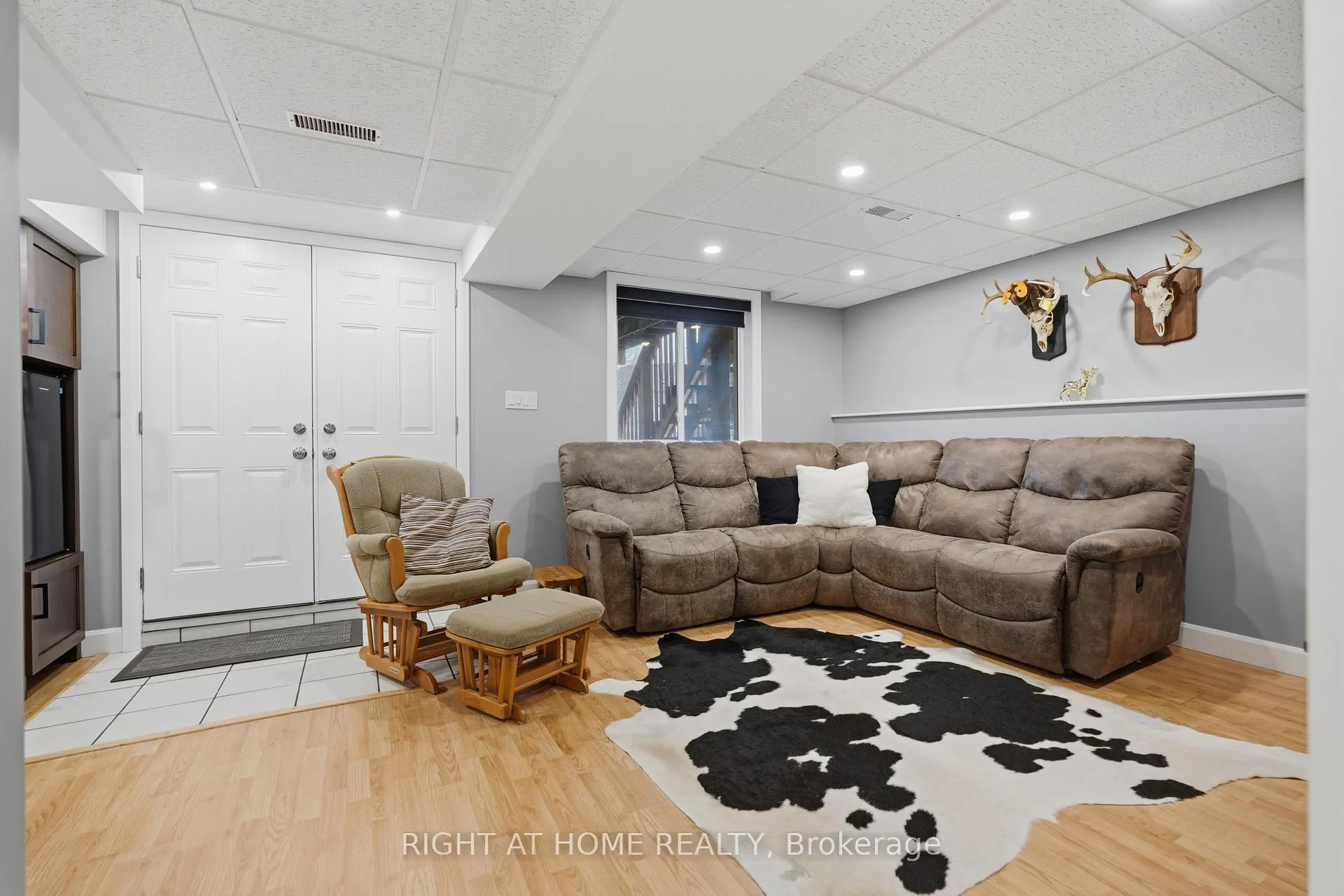 Photo 19 of 22 Sunset Place, Barrie, Holly — HOMEH