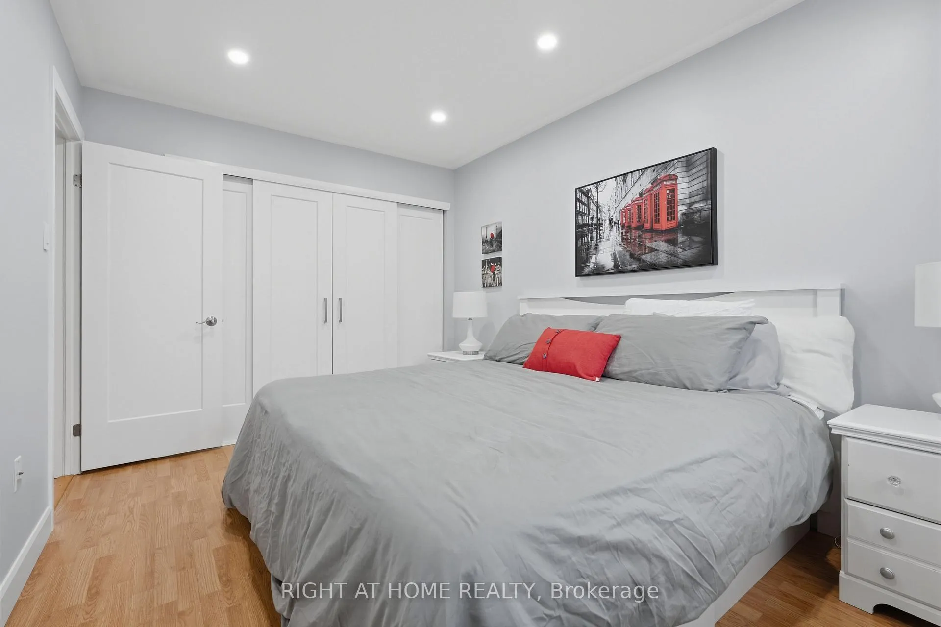 Photo 31 of 22 Sunset Place, Barrie, Holly — HOMEH