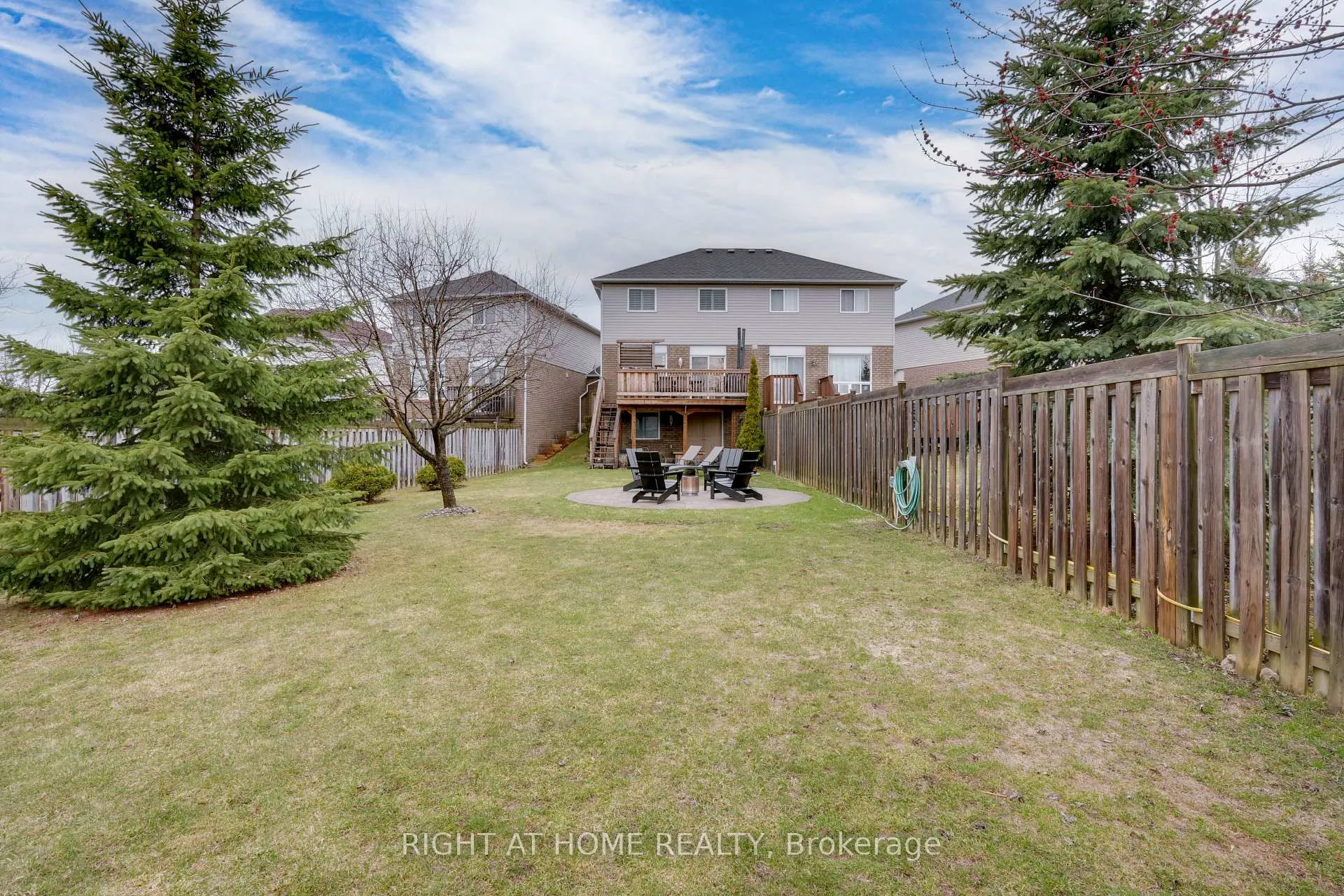 Photo 41 of 22 Sunset Place, Barrie, Holly — HOMEH