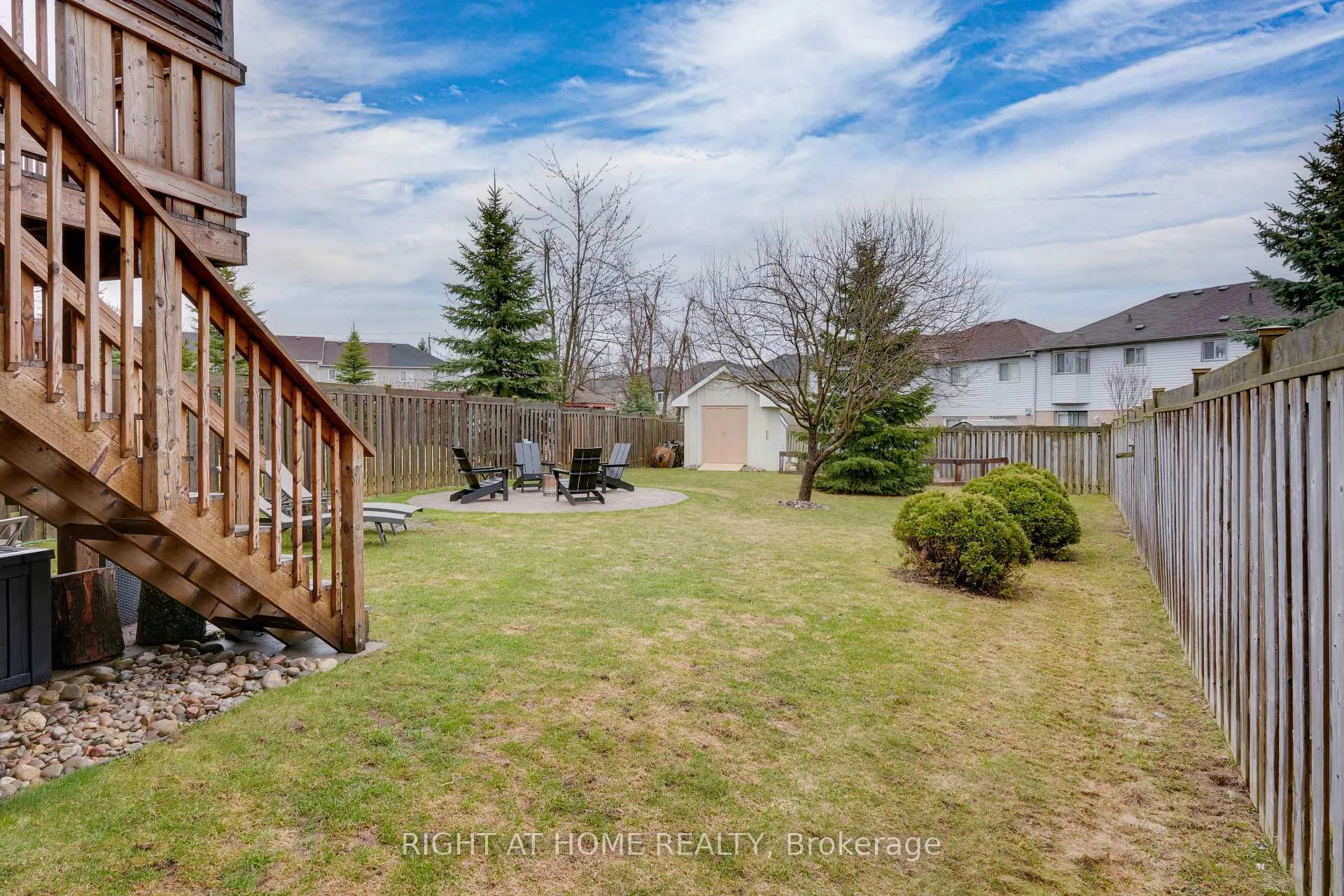 Photo 43 of 22 Sunset Place, Barrie, Holly — HOMEH