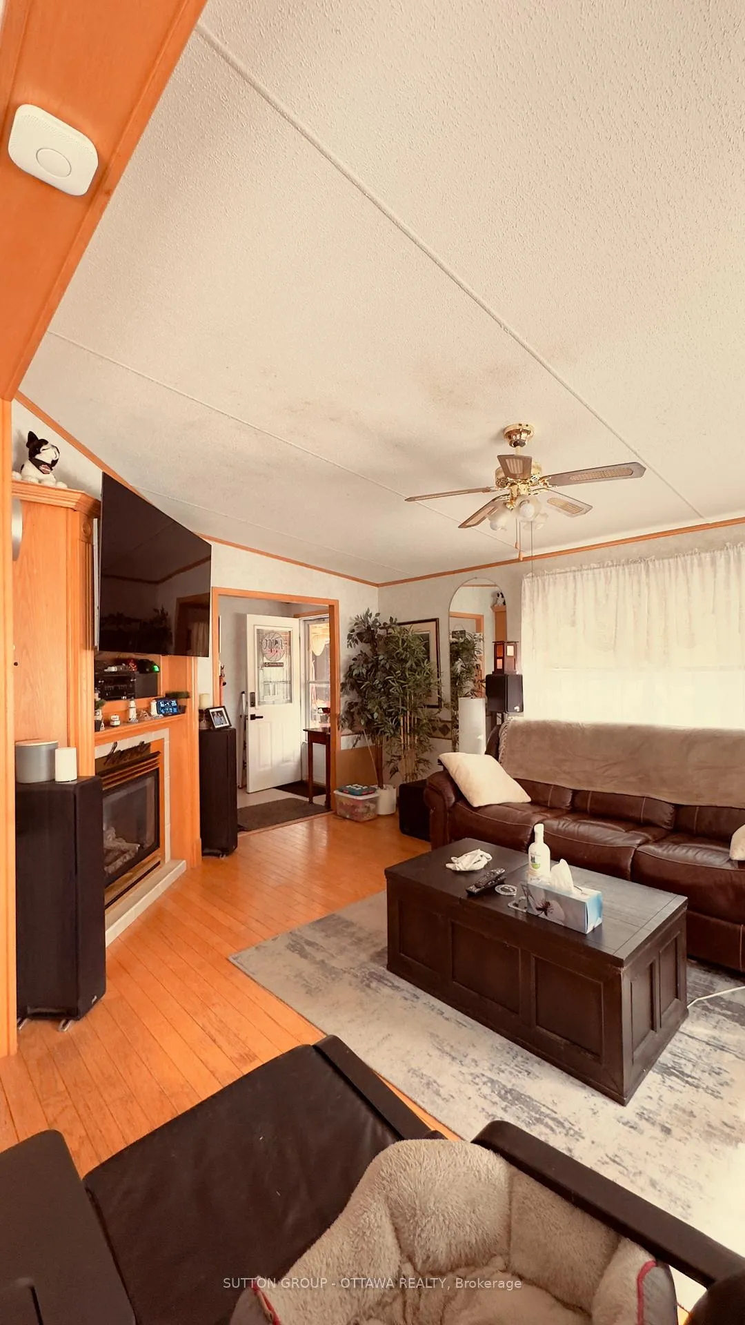 Photo 6 of 8 Yvette Private, Ottawa, Remainder of Stittsville & Area — HOMEH