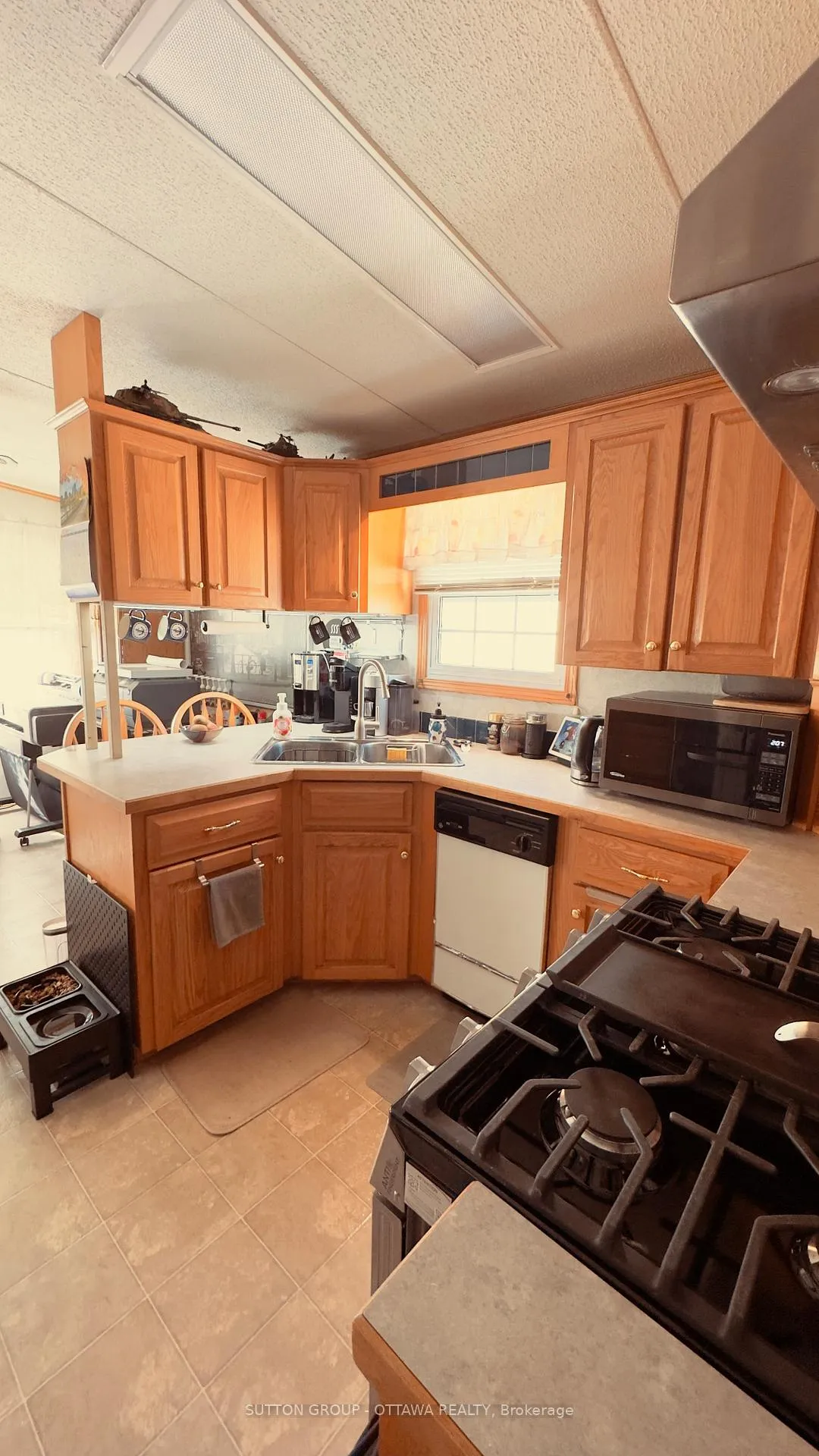Photo 8 of 8 Yvette Private, Ottawa, Remainder of Stittsville & Area — HOMEH