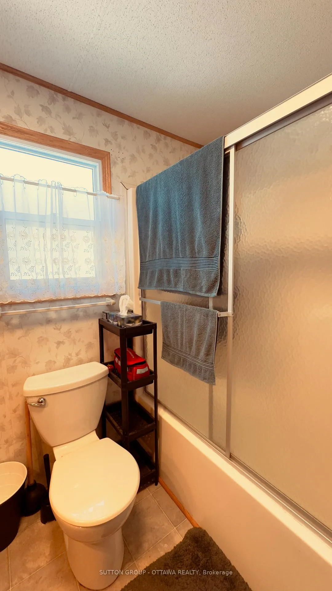 Photo 13 of 8 Yvette Private, Ottawa, Remainder of Stittsville & Area — HOMEH