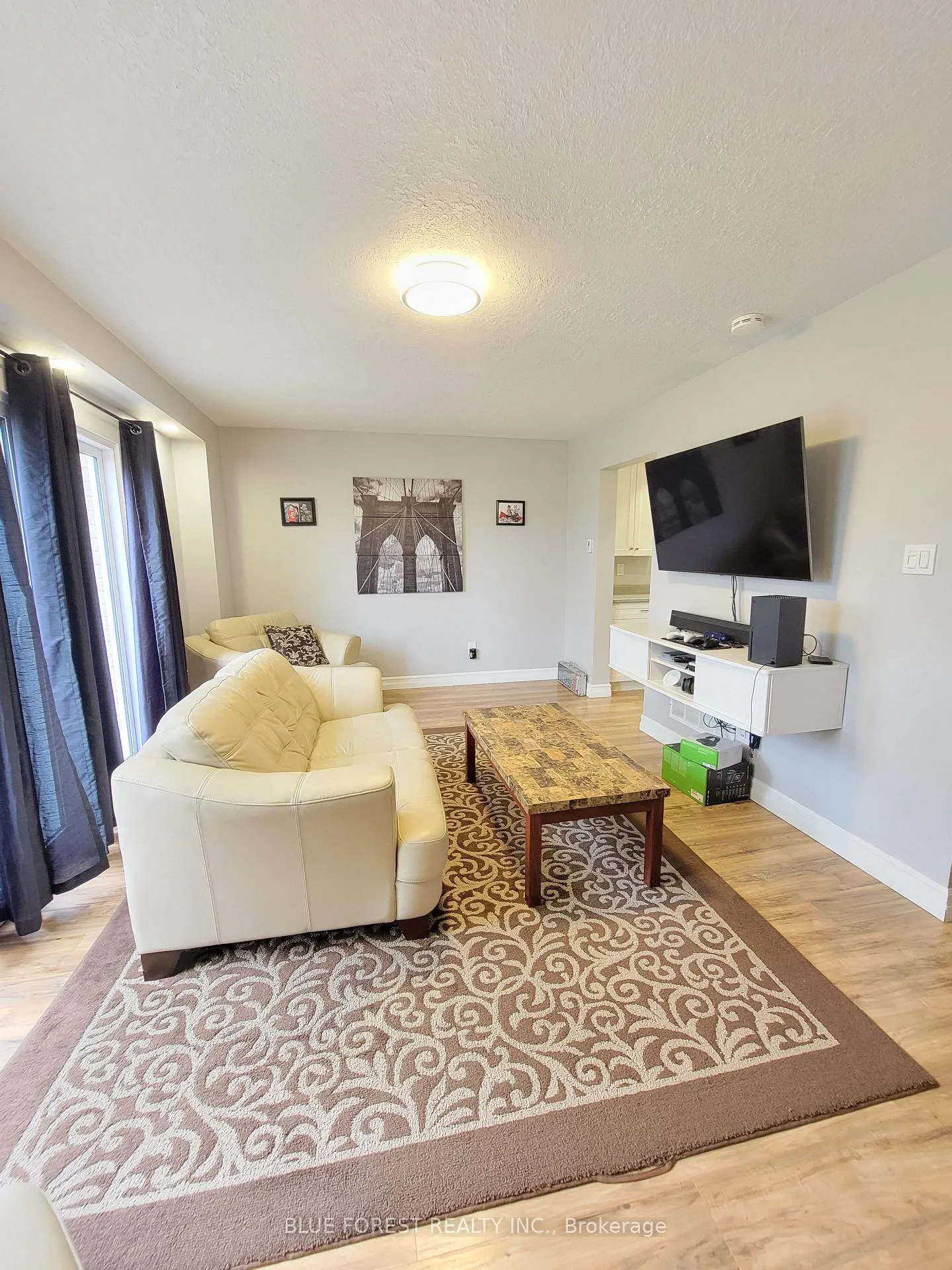 Photo 6 of Unit 28, 801 Osgoode Drive, London, South Y — HOMEH
