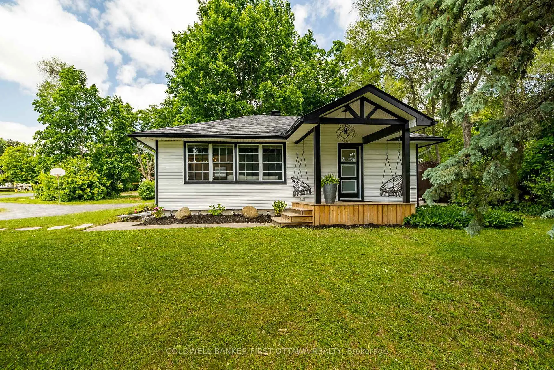 Photo 2 of 1 Porter Street, Ottawa, Stittsville (South) — HOMEH
