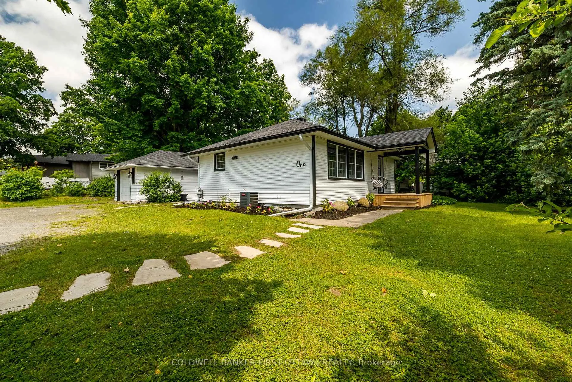 Photo 4 of 1 Porter Street, Ottawa, Stittsville (South) — HOMEH