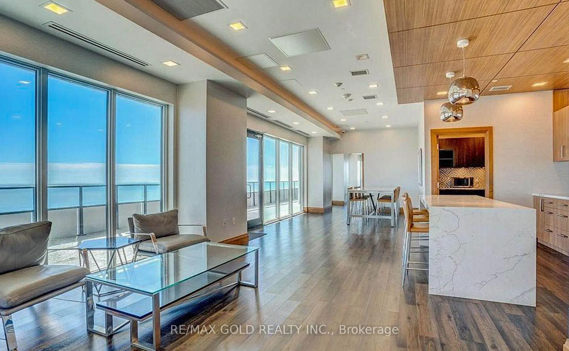 Photo 8 of Unit 1919, 30 Shore Breeze Drive, Etobicoke, Mimico — HOMEH