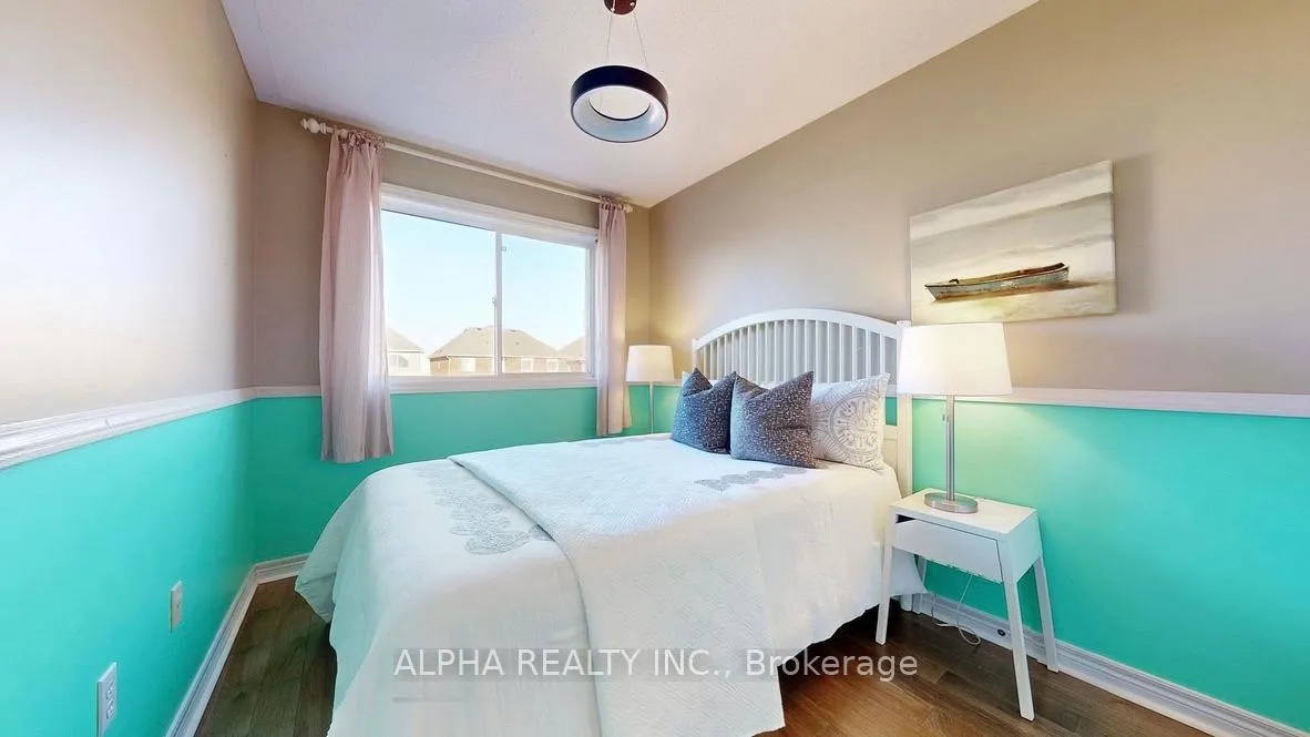 Photo 15 of 17 Bellagio Crescent, Vaughan, Patterson — HOMEH