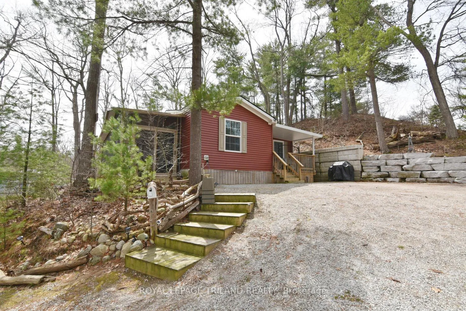 Front of Unit 18, 9826 Northville Crescent