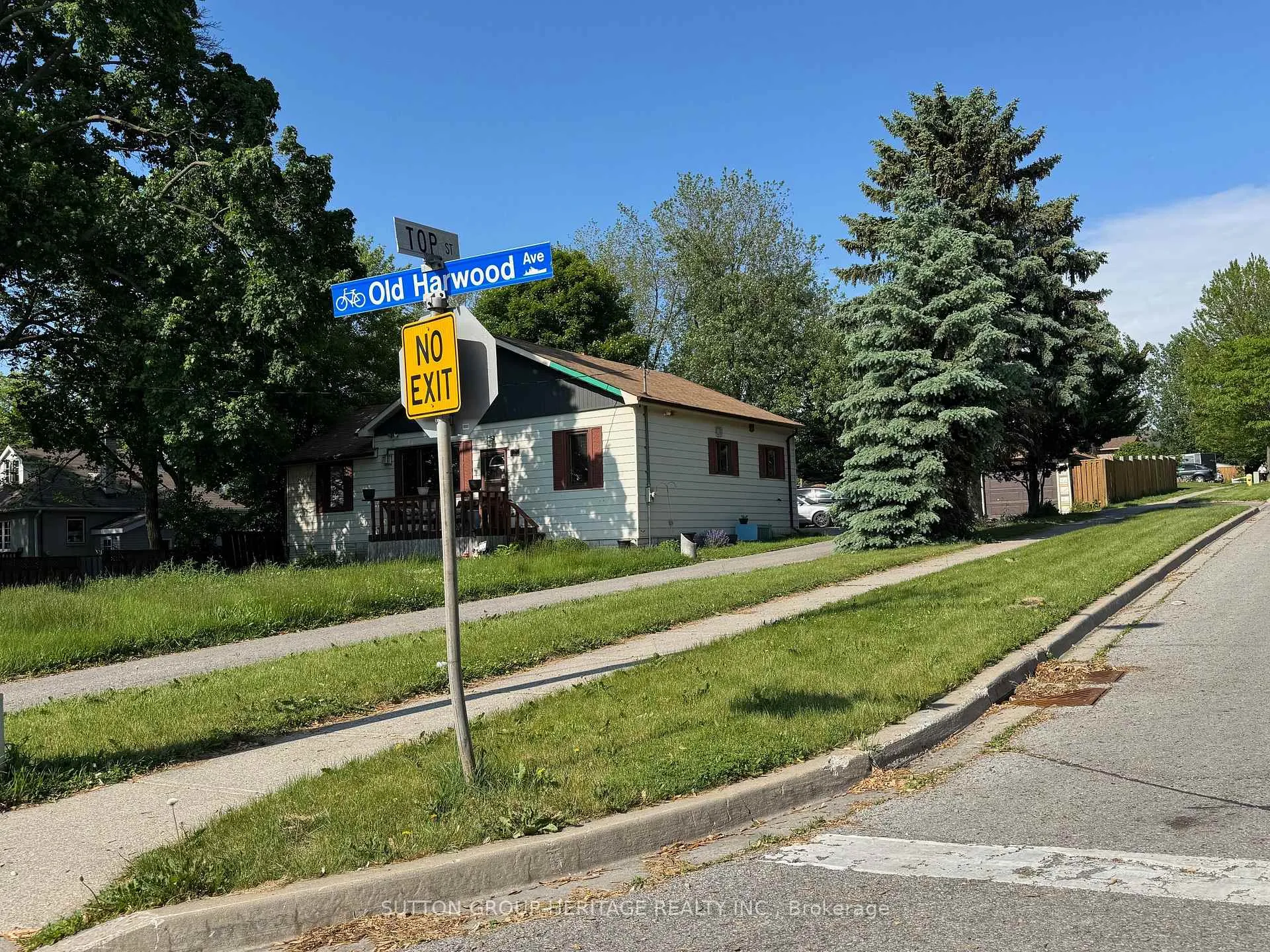 Front of 693 Old Harwood Avenue