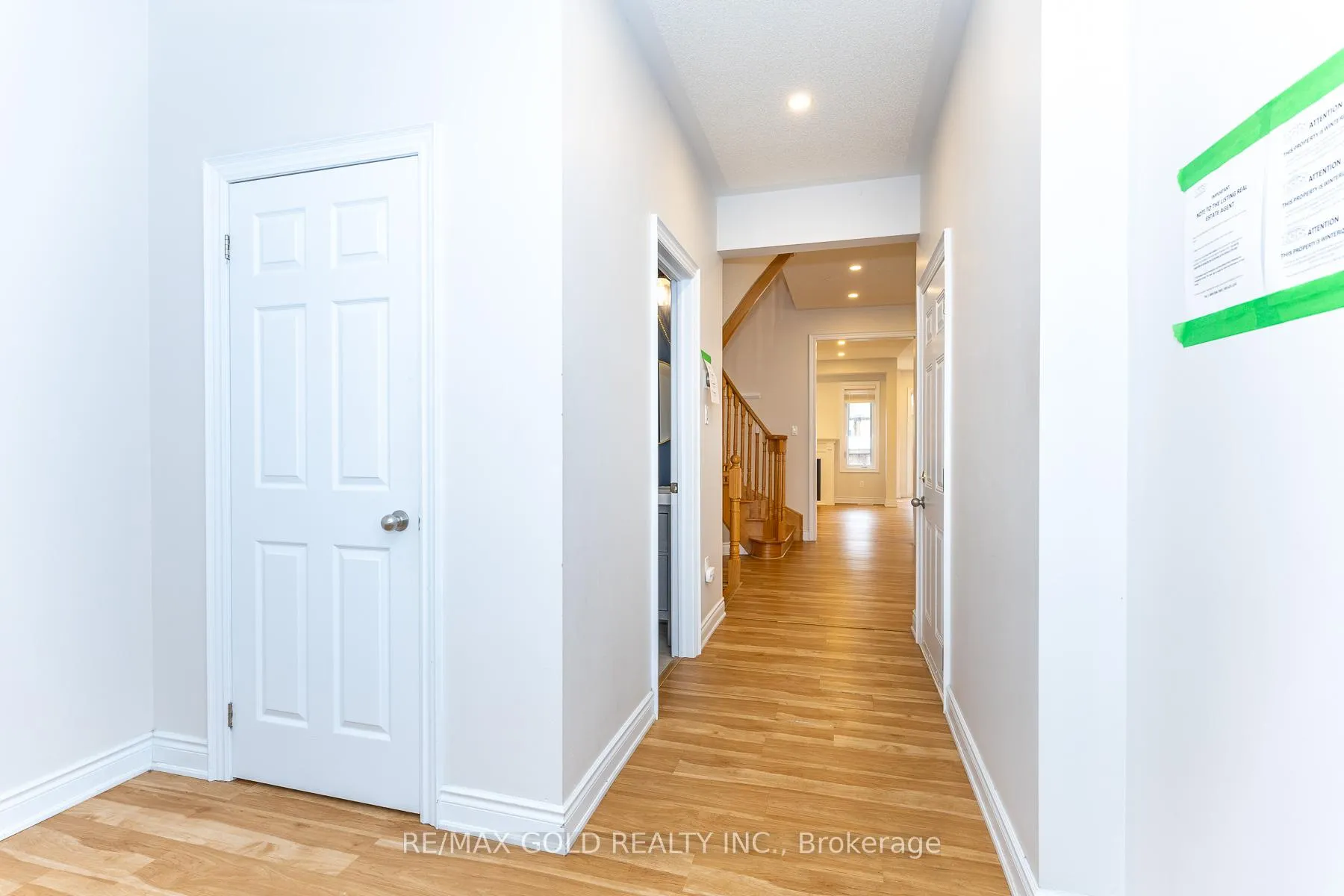 Photo 9 of 943 Transom Crescent, Milton, Willmott — HOMEH