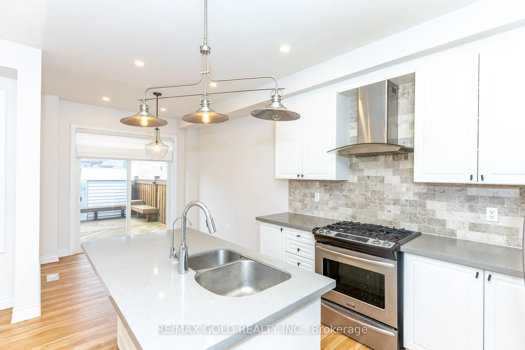 Photo 19 of 943 Transom Crescent, Milton, Willmott — HOMEH