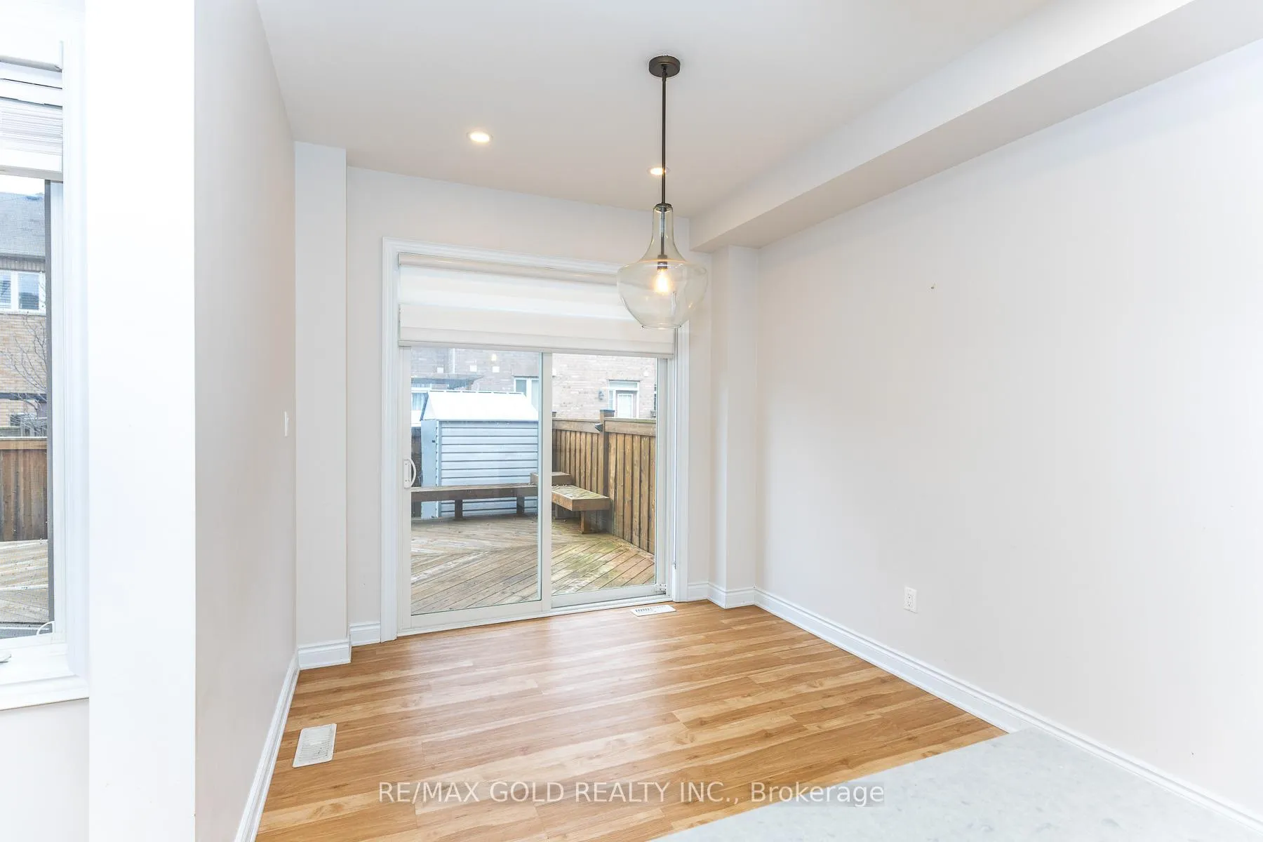 Photo 24 of 943 Transom Crescent, Milton, Willmott — HOMEH