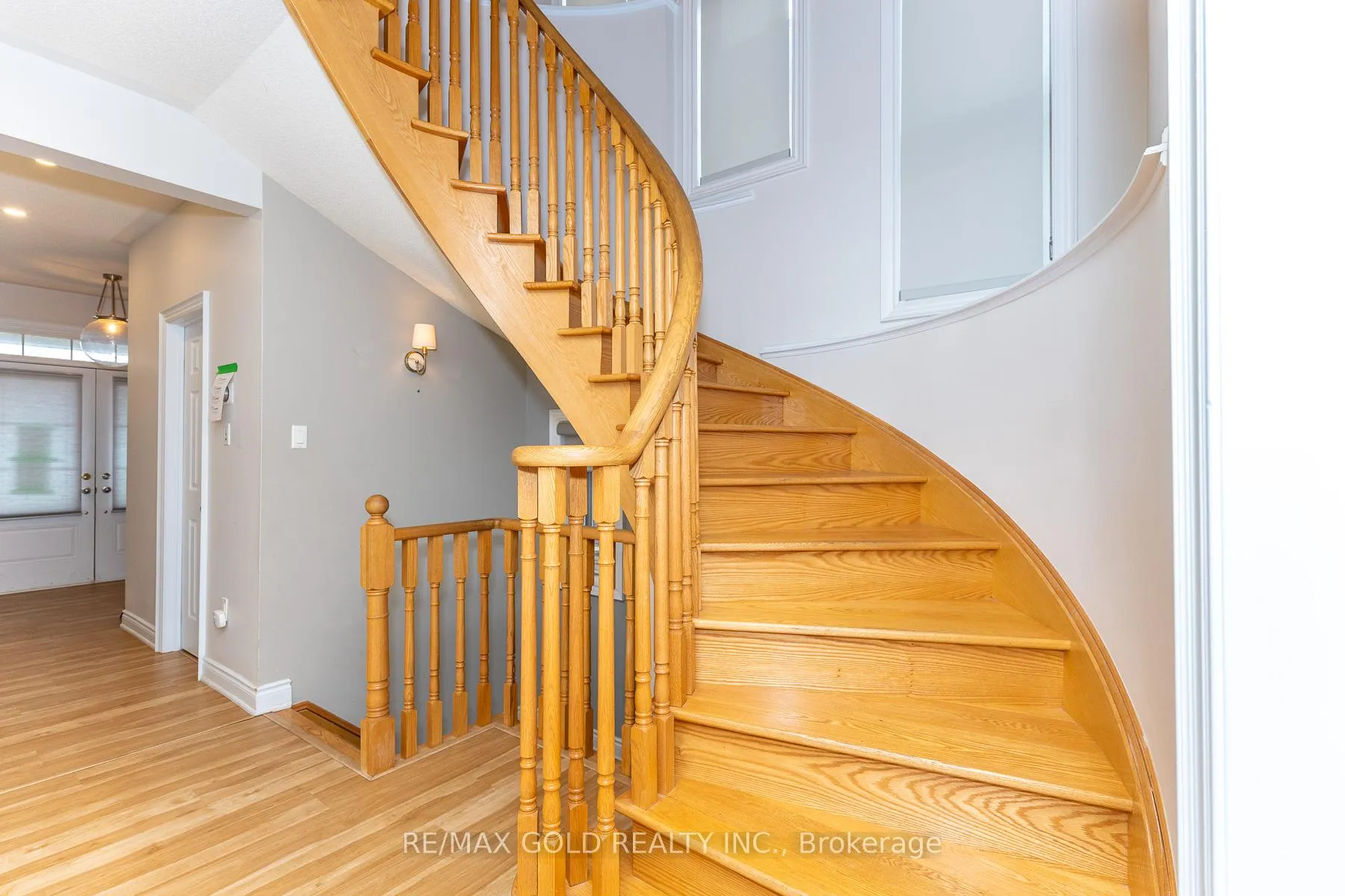 Photo 25 of 943 Transom Crescent, Milton, Willmott — HOMEH