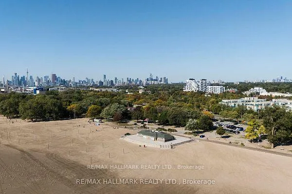 Photo 32 of Unit 406, 1863 Queen Street E, Toronto, The Beaches — HOMEH