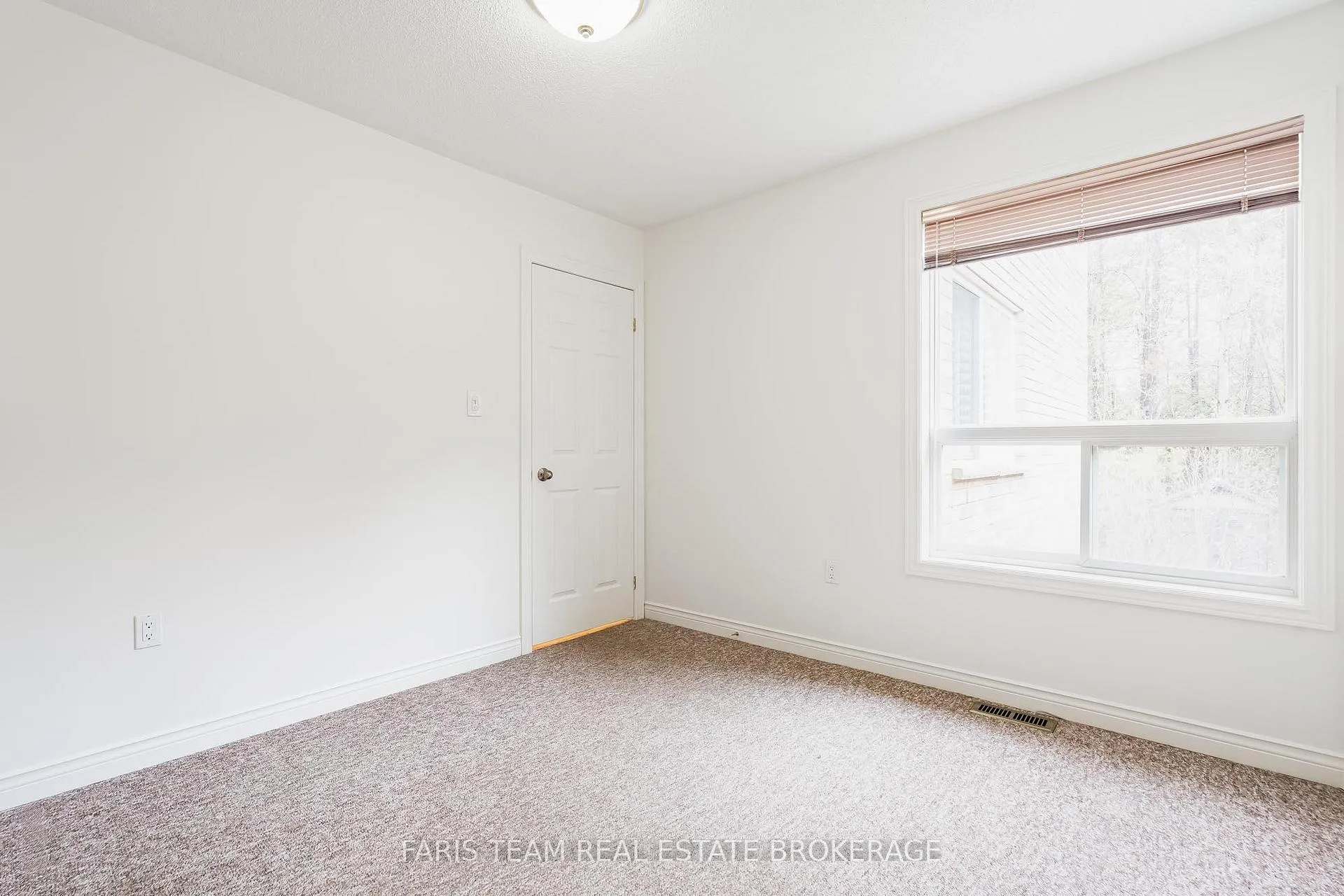 Photo 17 of 28 Bayshore Boulevard, Barrie, Bayshore — HOMEH