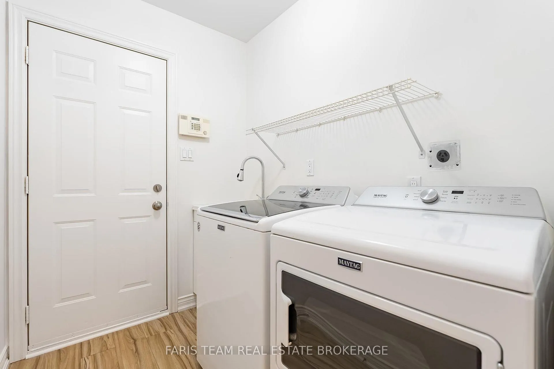Photo 19 of 28 Bayshore Boulevard, Barrie, Bayshore — HOMEH