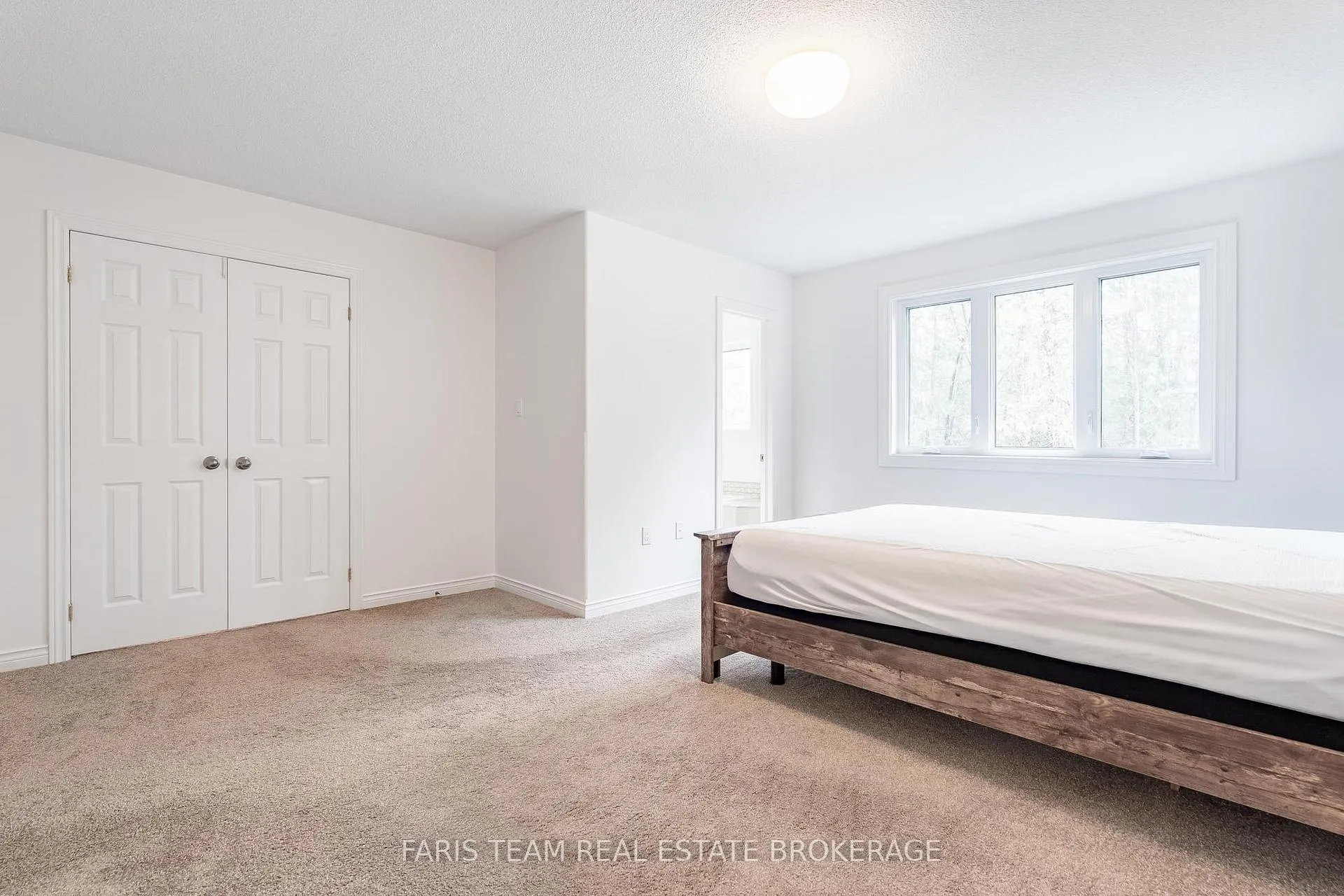Photo 21 of 28 Bayshore Boulevard, Barrie, Bayshore — HOMEH