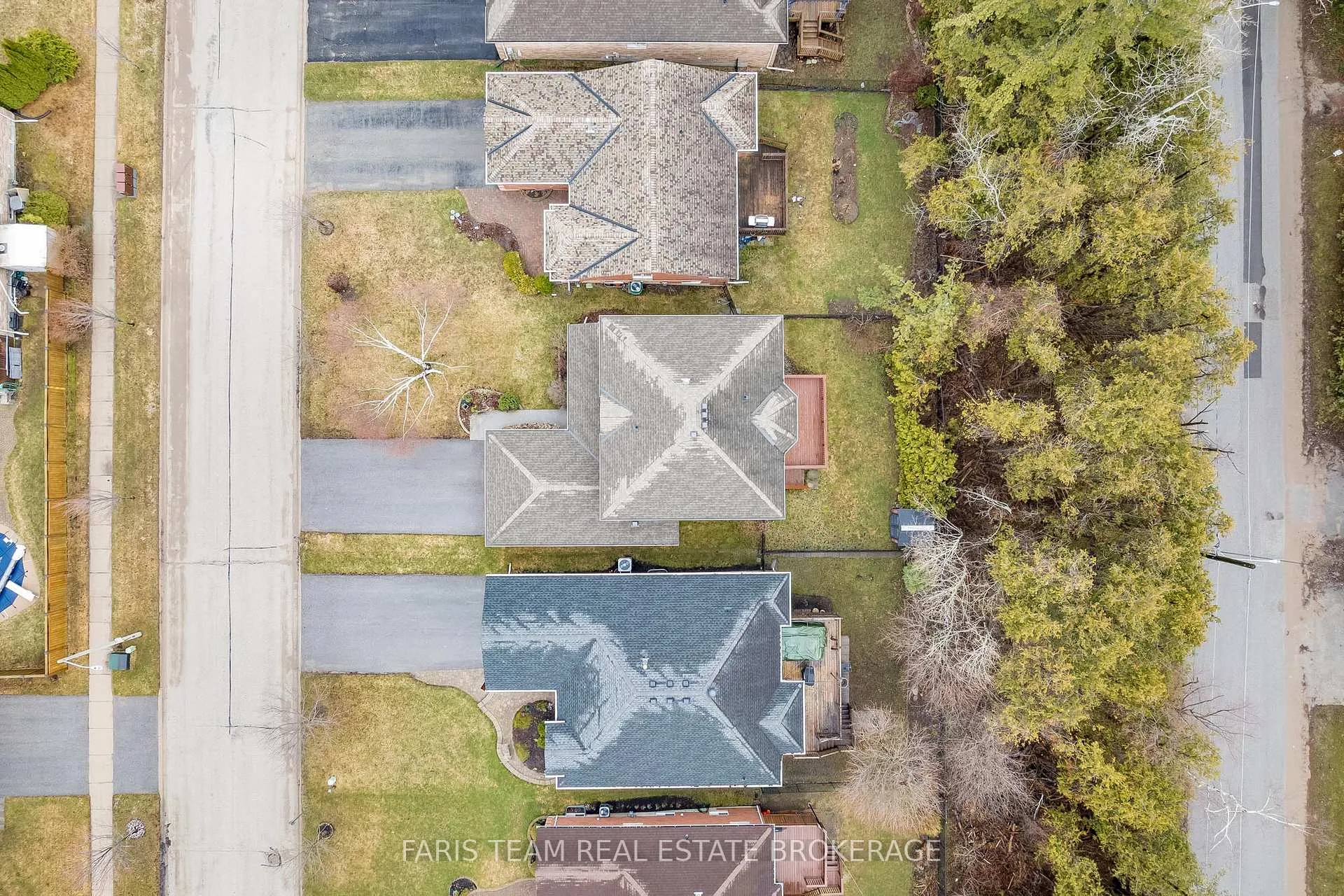 Photo 33 of 28 Bayshore Boulevard, Barrie, Bayshore — HOMEH