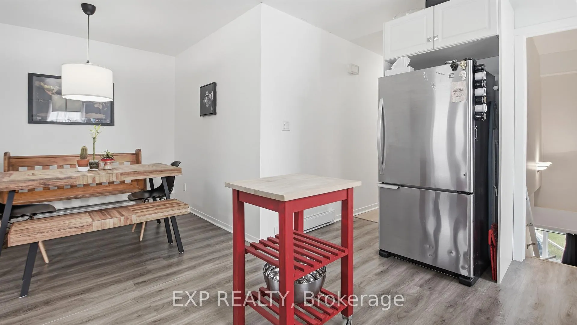 Photo 15 of 40 Elmsley Street, Smiths Falls — HOMEH