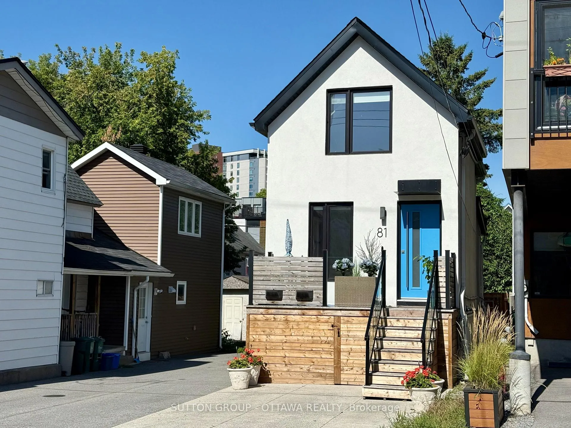 Photo 2 of 81 Armstrong Street, Ottawa, Hintonburg — HOMEH