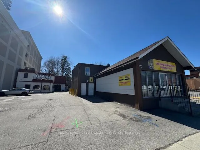 Photo 1 of 23 George Street N, Brampton, Downtown Brampton — HOMEH