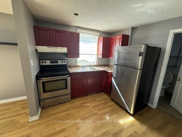 Photo 14 of 23 George Street N, Brampton, Downtown Brampton — HOMEH