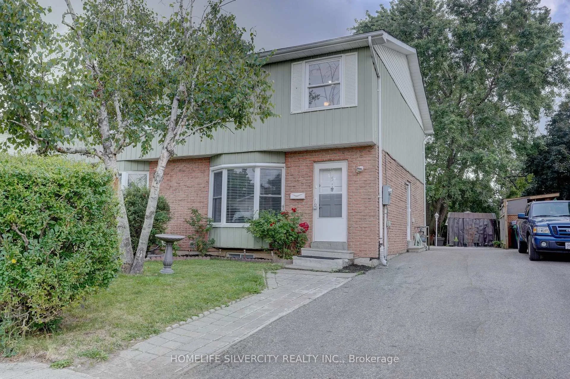 Photo 2 of 5 Crawford Drive, Brampton, Madoc — HOMEH