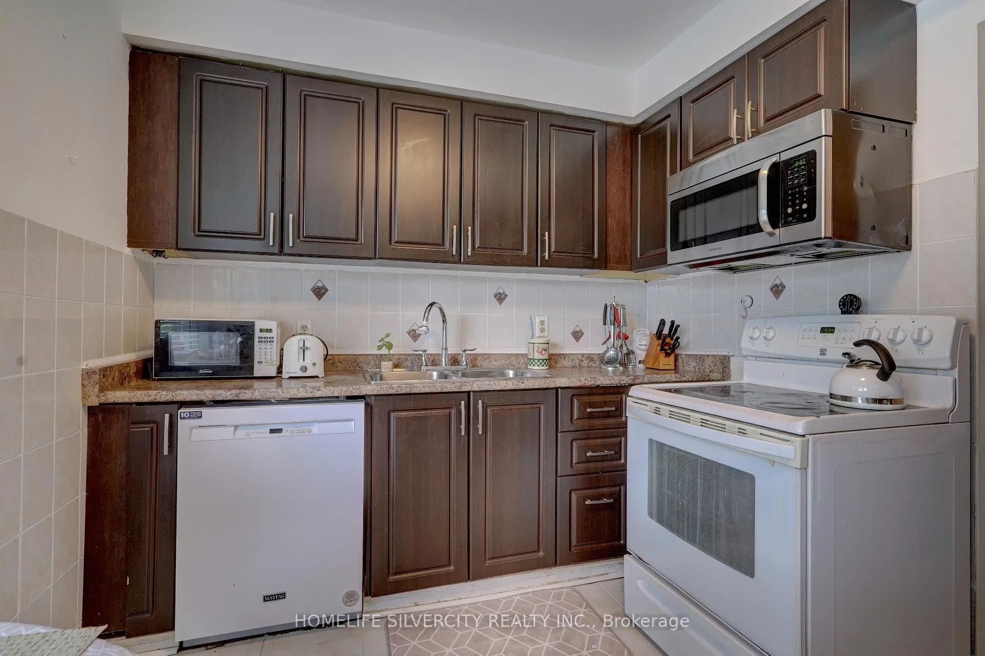 Photo 9 of 5 Crawford Drive, Brampton, Madoc — HOMEH
