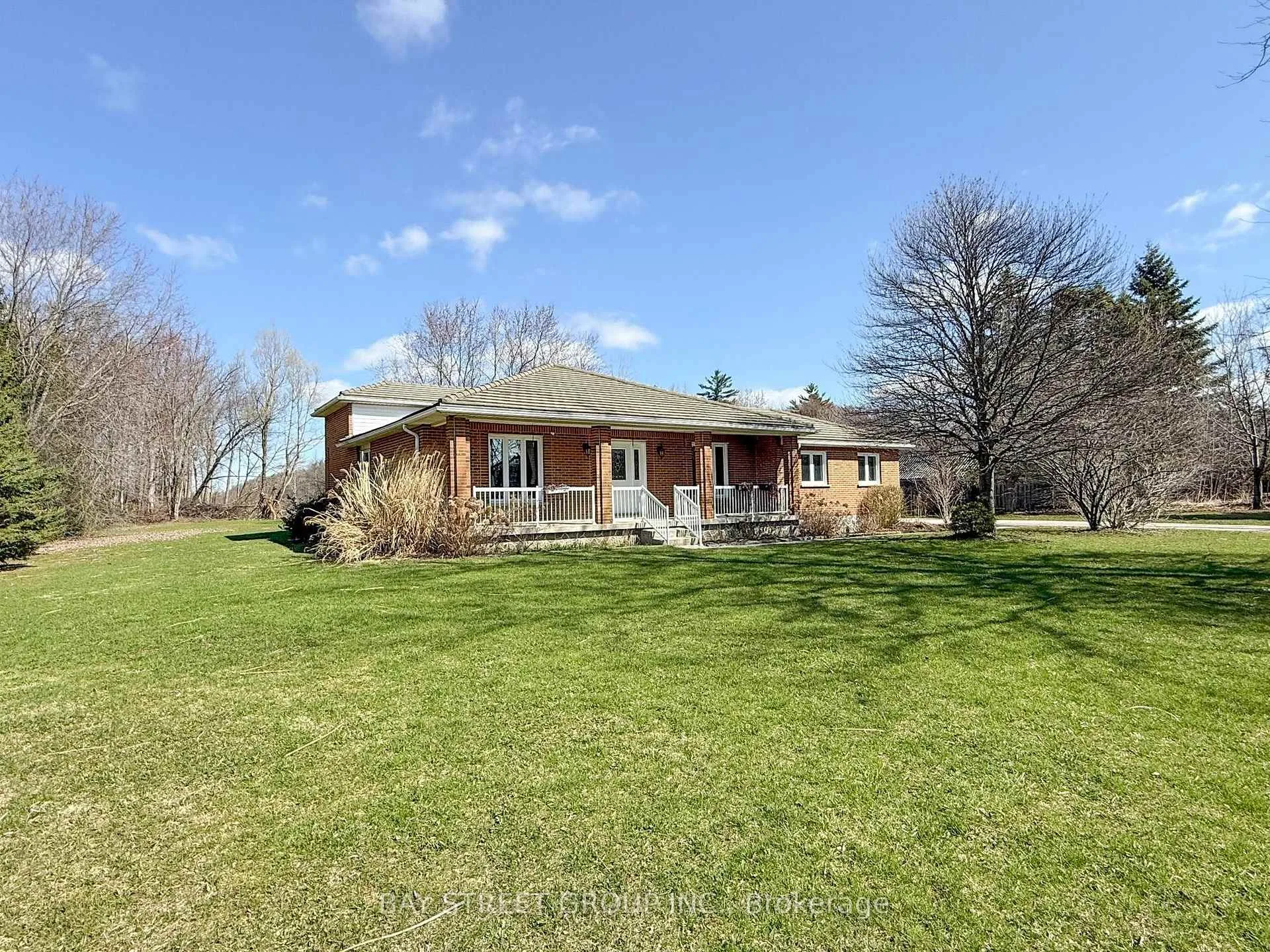 Photo 1 of 861 Book Road E, Hamilton, Airport Employment Area — HOMEH