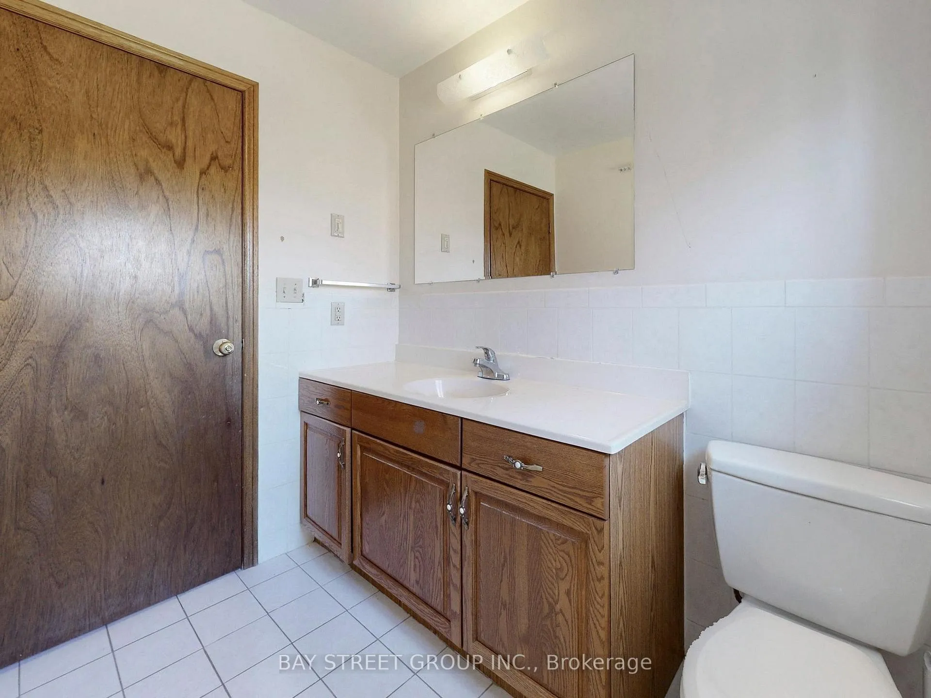 Photo 34 of 861 Book Road E, Hamilton, Airport Employment Area — HOMEH
