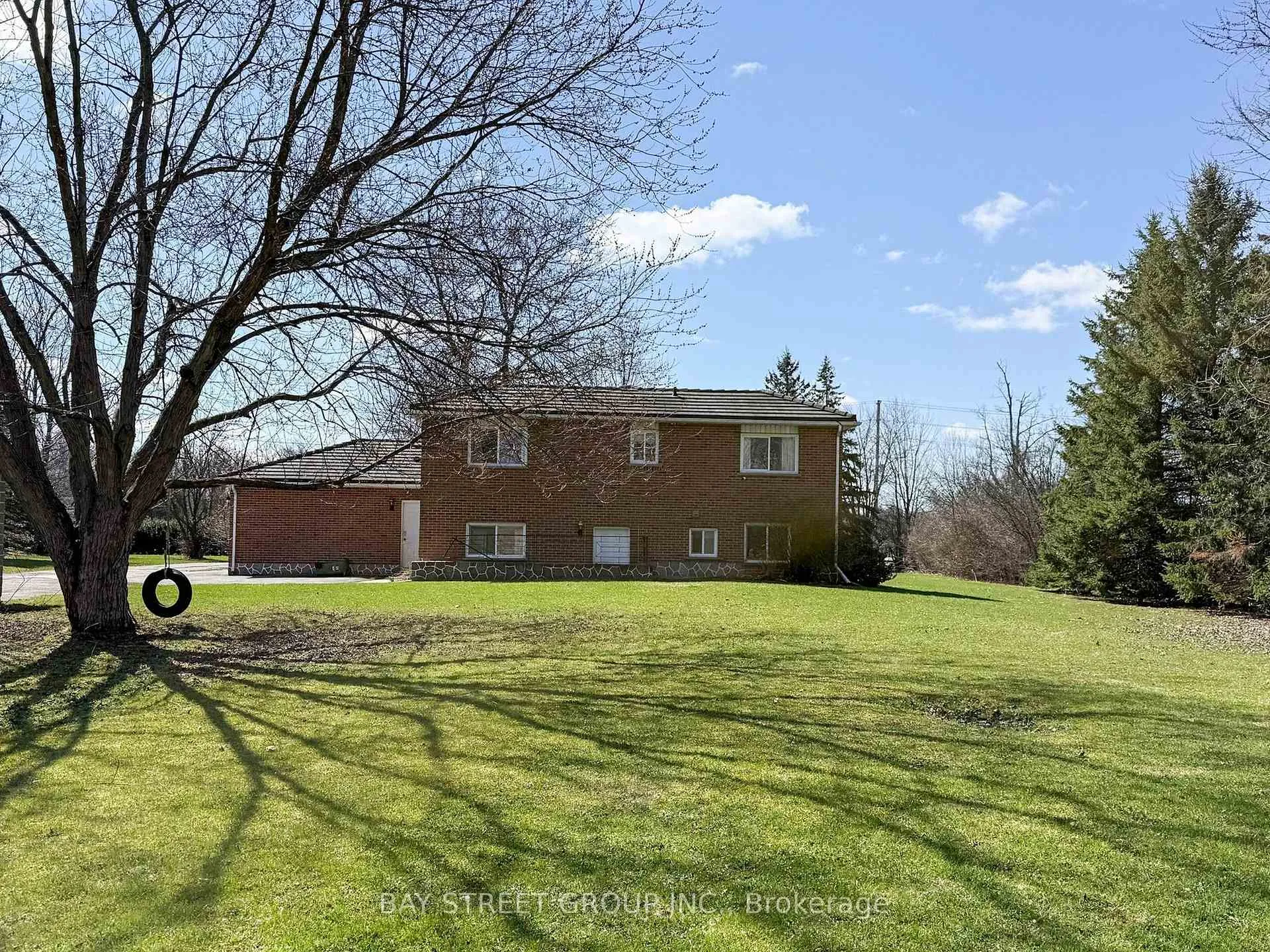 Photo 42 of 861 Book Road E, Hamilton, Airport Employment Area — HOMEH