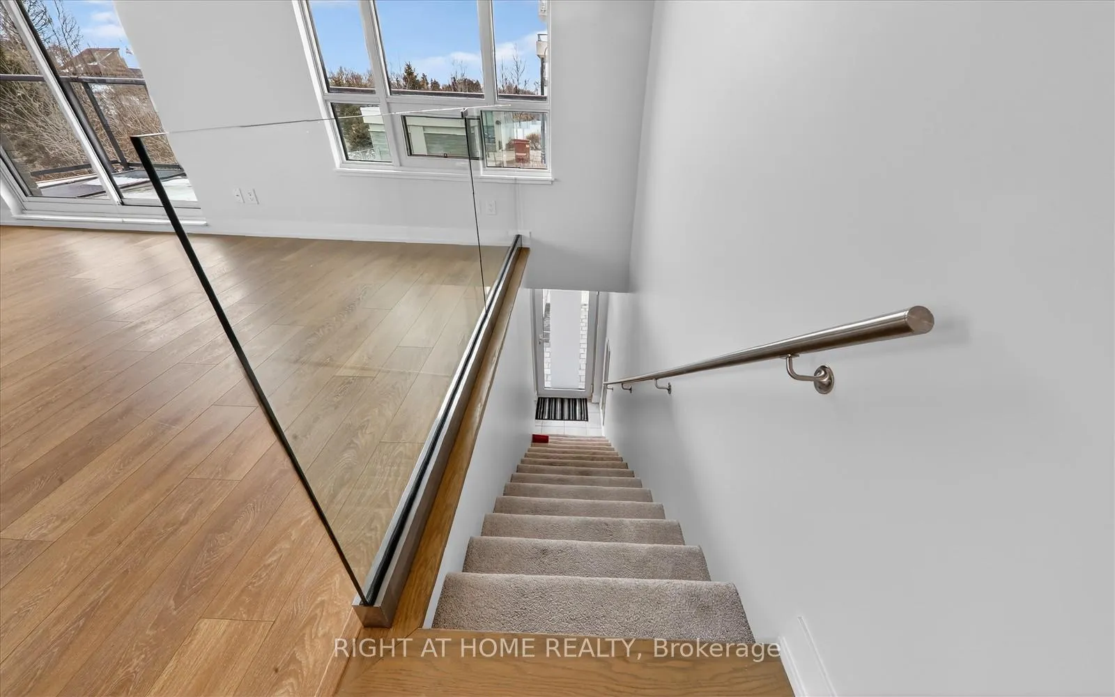 Photo 5 of Unit 22, 1245 Bayly Street, Pickering, Bay Ridges — HOMEH