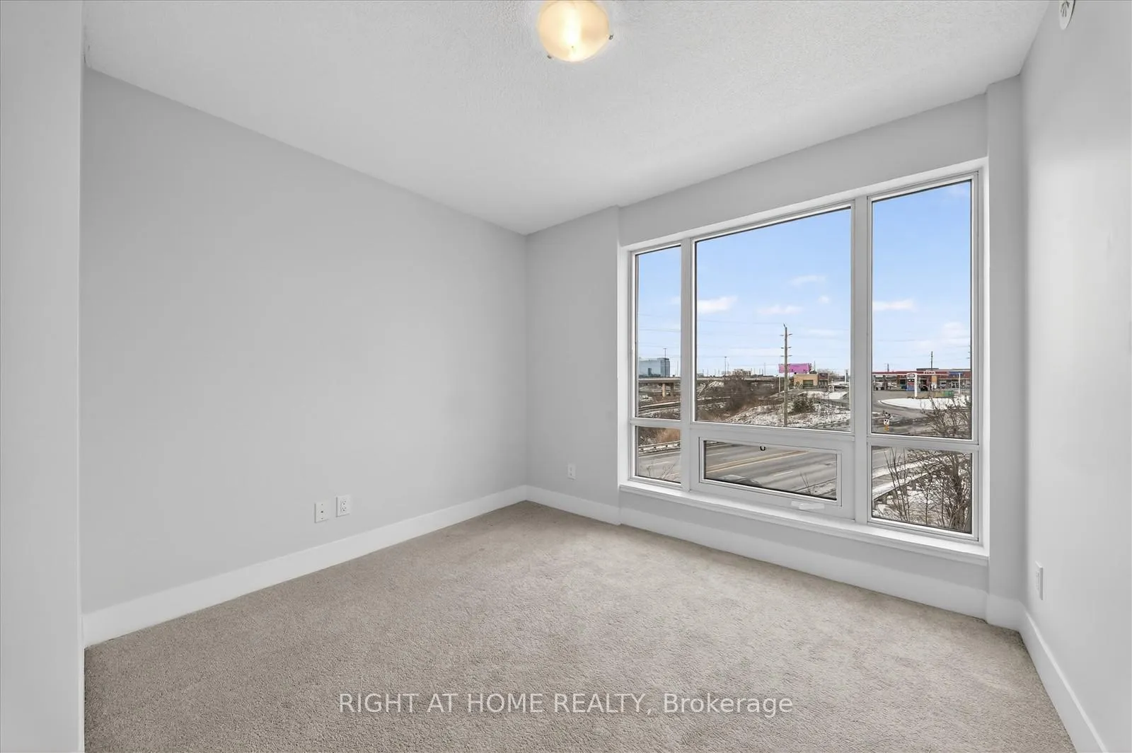Photo 19 of Unit 22, 1245 Bayly Street, Pickering, Bay Ridges — HOMEH
