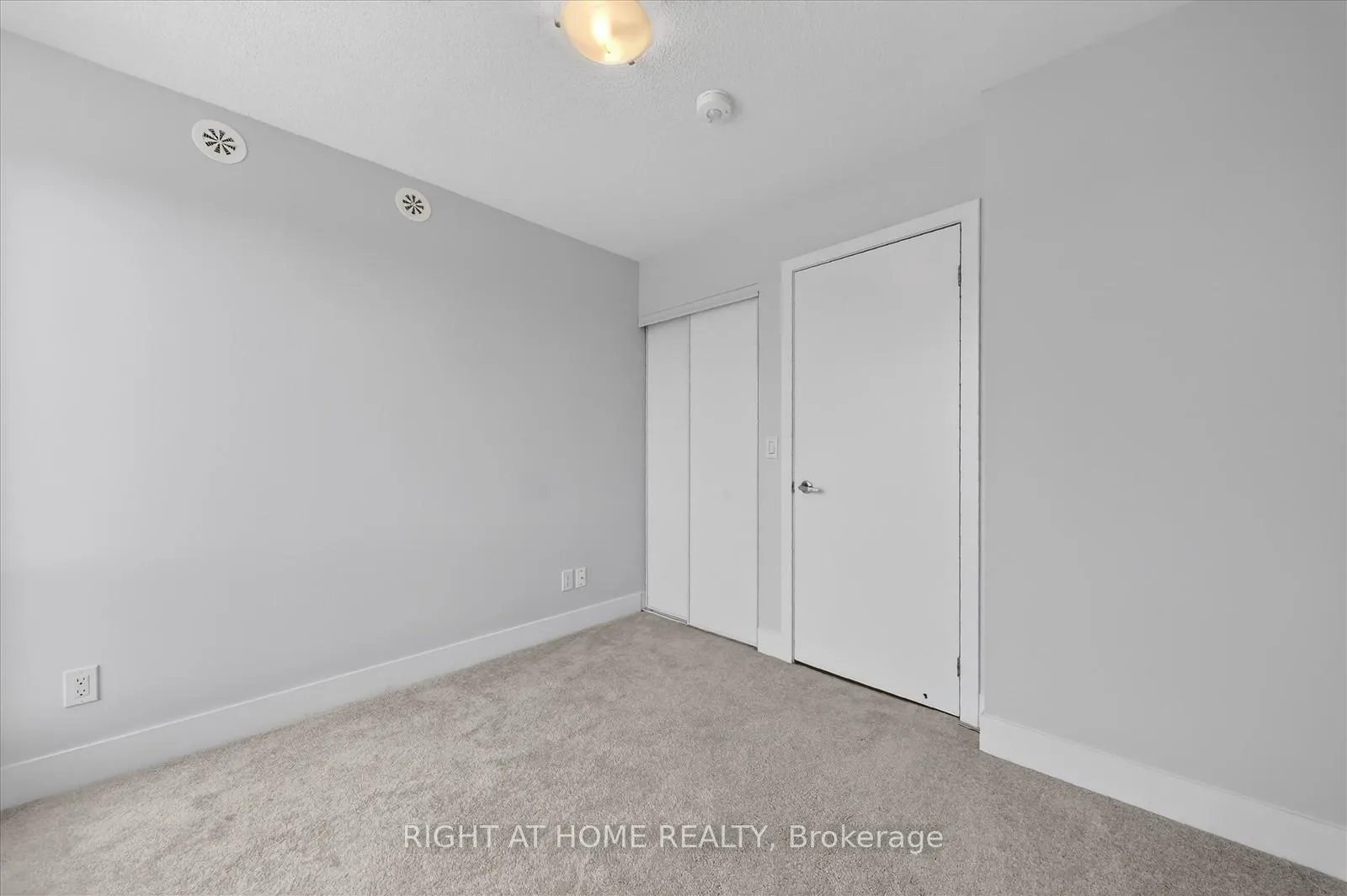 Photo 20 of Unit 22, 1245 Bayly Street, Pickering, Bay Ridges — HOMEH