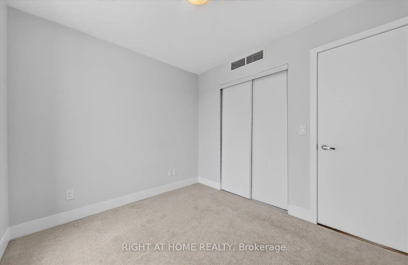 Photo 23 of Unit 22, 1245 Bayly Street, Pickering, Bay Ridges — HOMEH