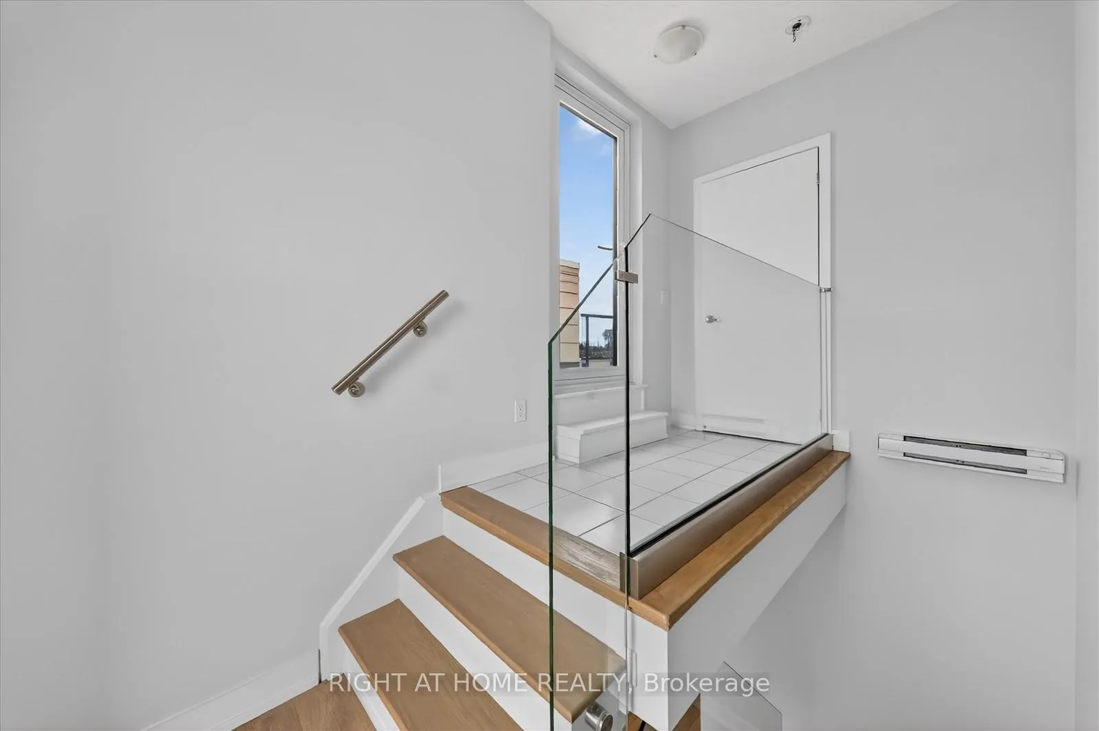 Photo 27 of Unit 22, 1245 Bayly Street, Pickering, Bay Ridges — HOMEH