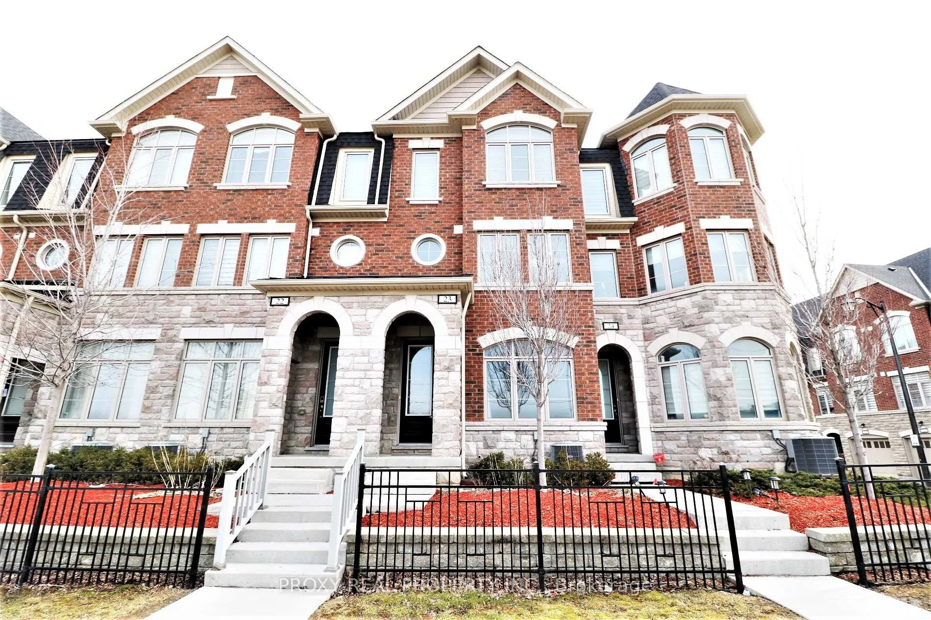 Front of Unit 23, 1331 Major Mackenzie Drive W