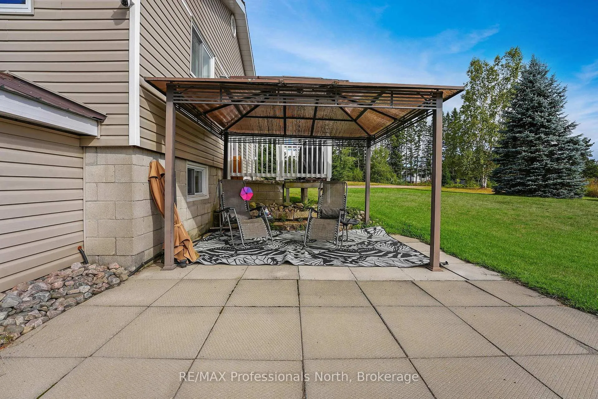 Photo 33 of 4072 Gelert Road, Minden Hills, Snowdon — HOMEH