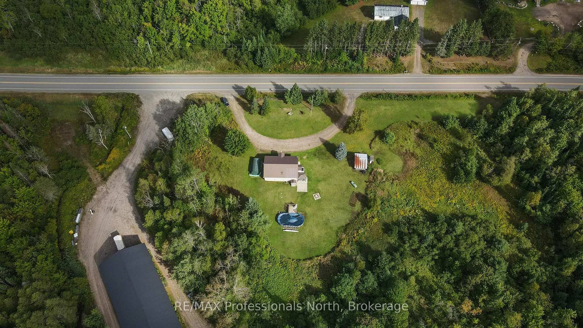 Photo 42 of 4072 Gelert Road, Minden Hills, Snowdon — HOMEH