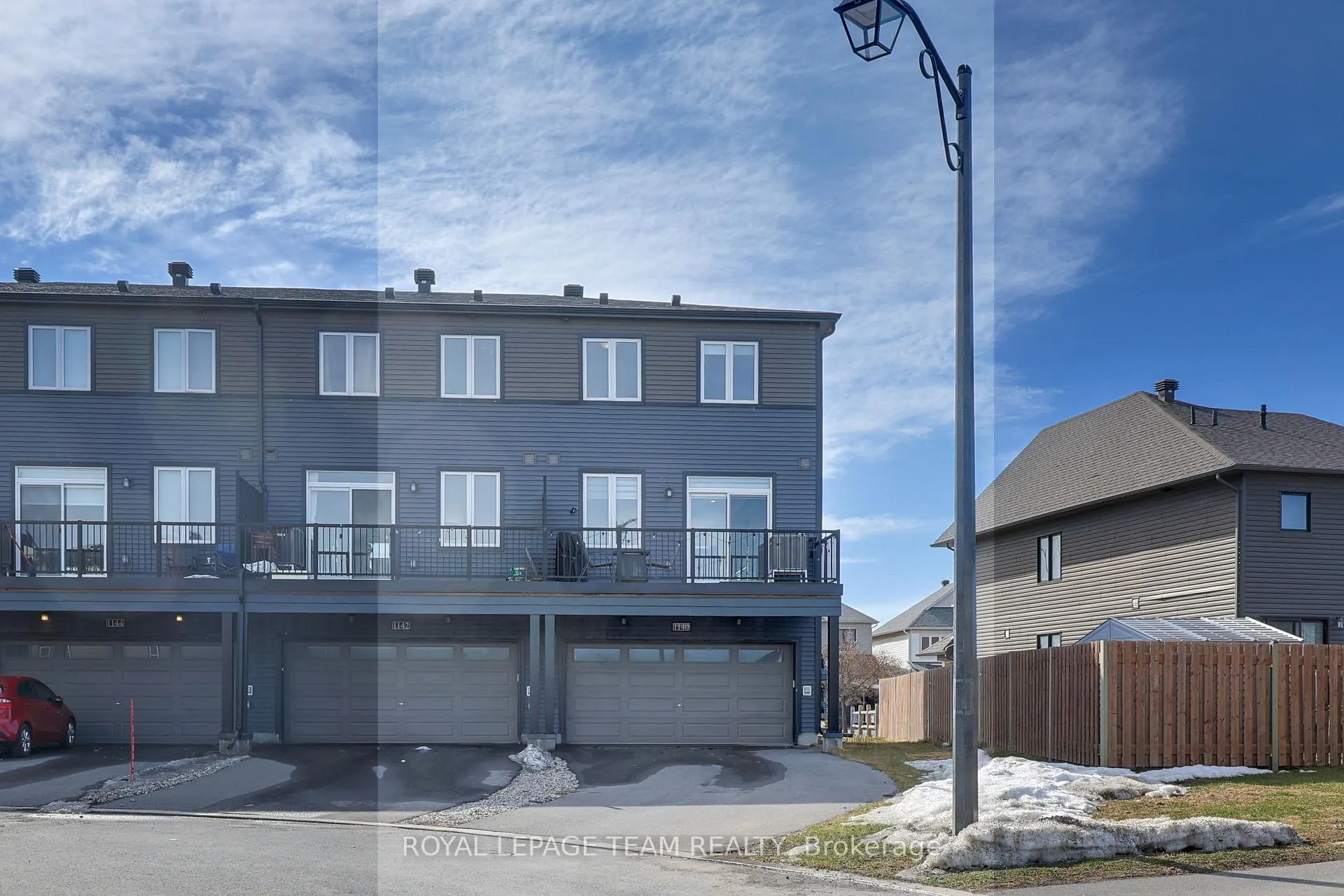 Front of 1140 Speedvale Court